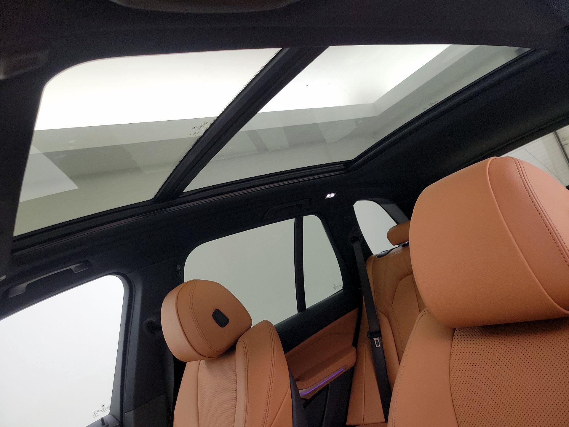 Thumbnail: 2021 BMW X5 - 20