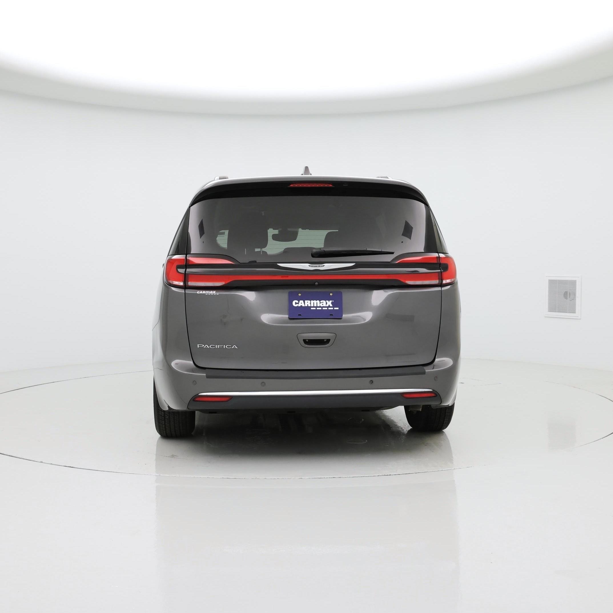 Thumbnail: 2021 Chrysler Pacifica - 6