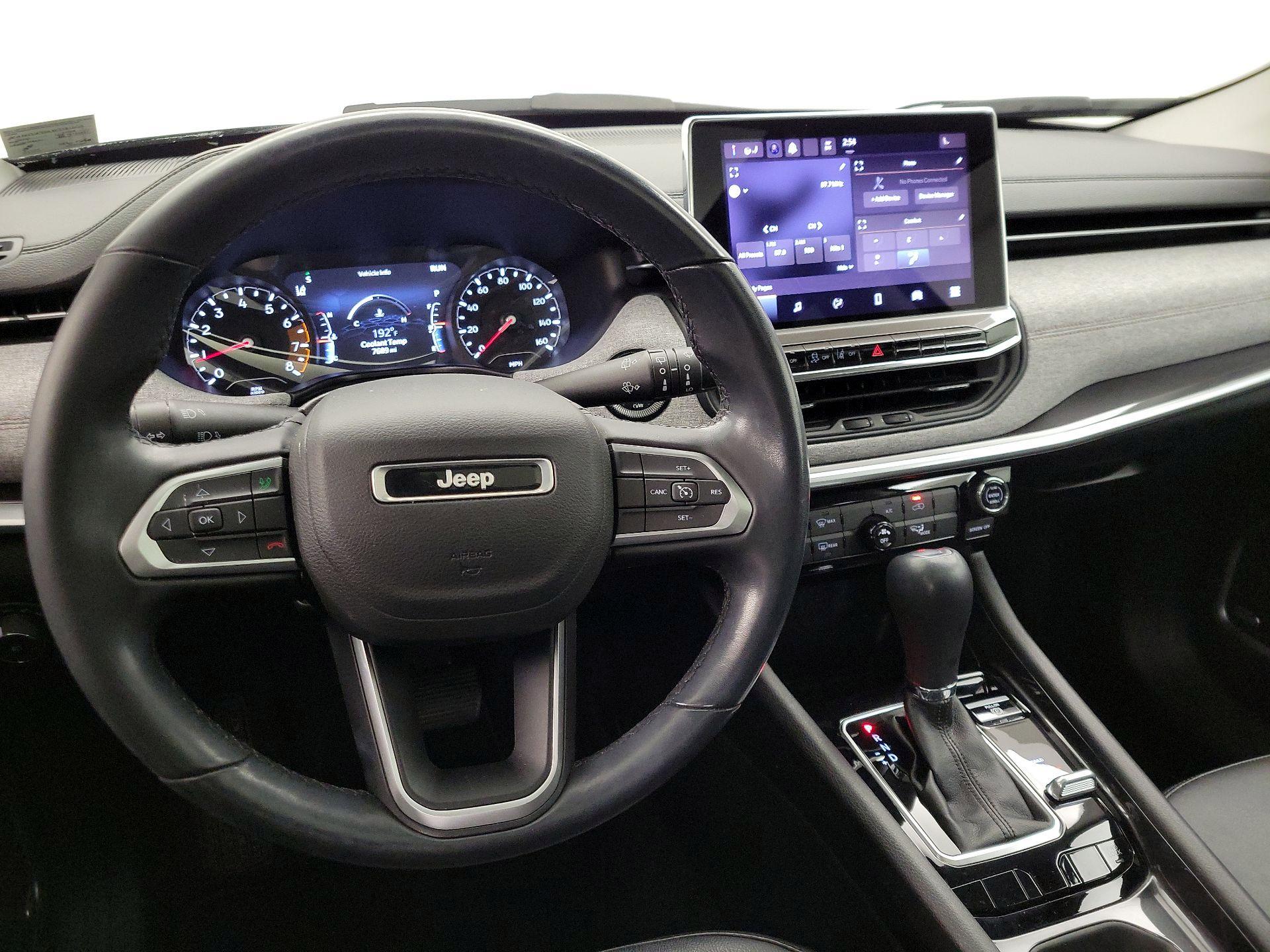 Thumbnail: 2022 Jeep Compass - 10