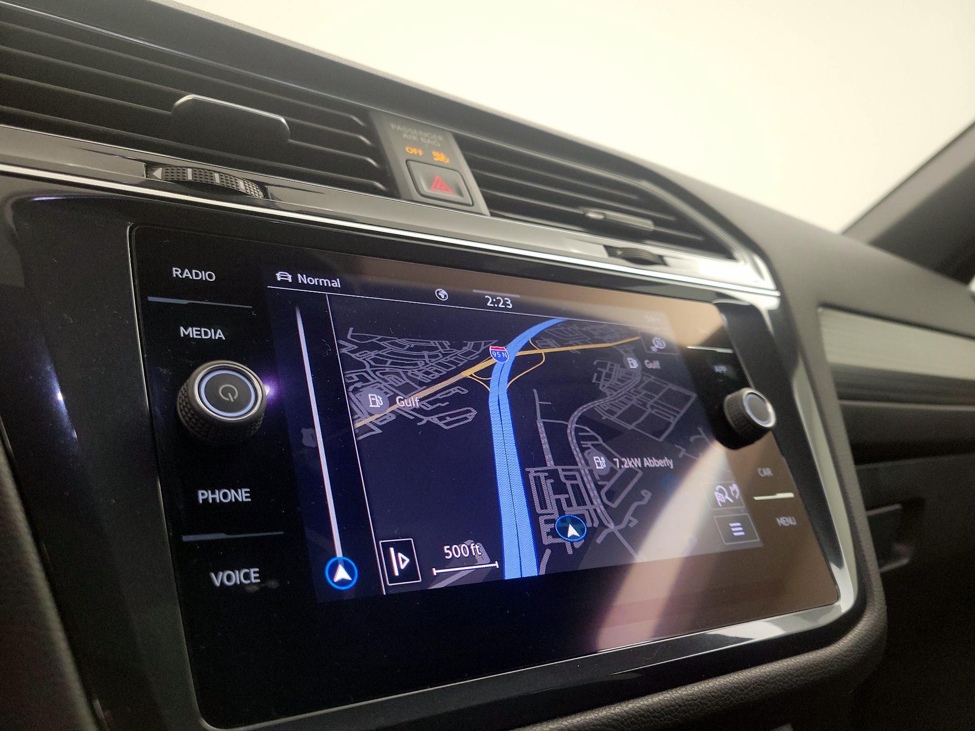 Thumbnail: 2022 Volkswagen Tiguan - 14