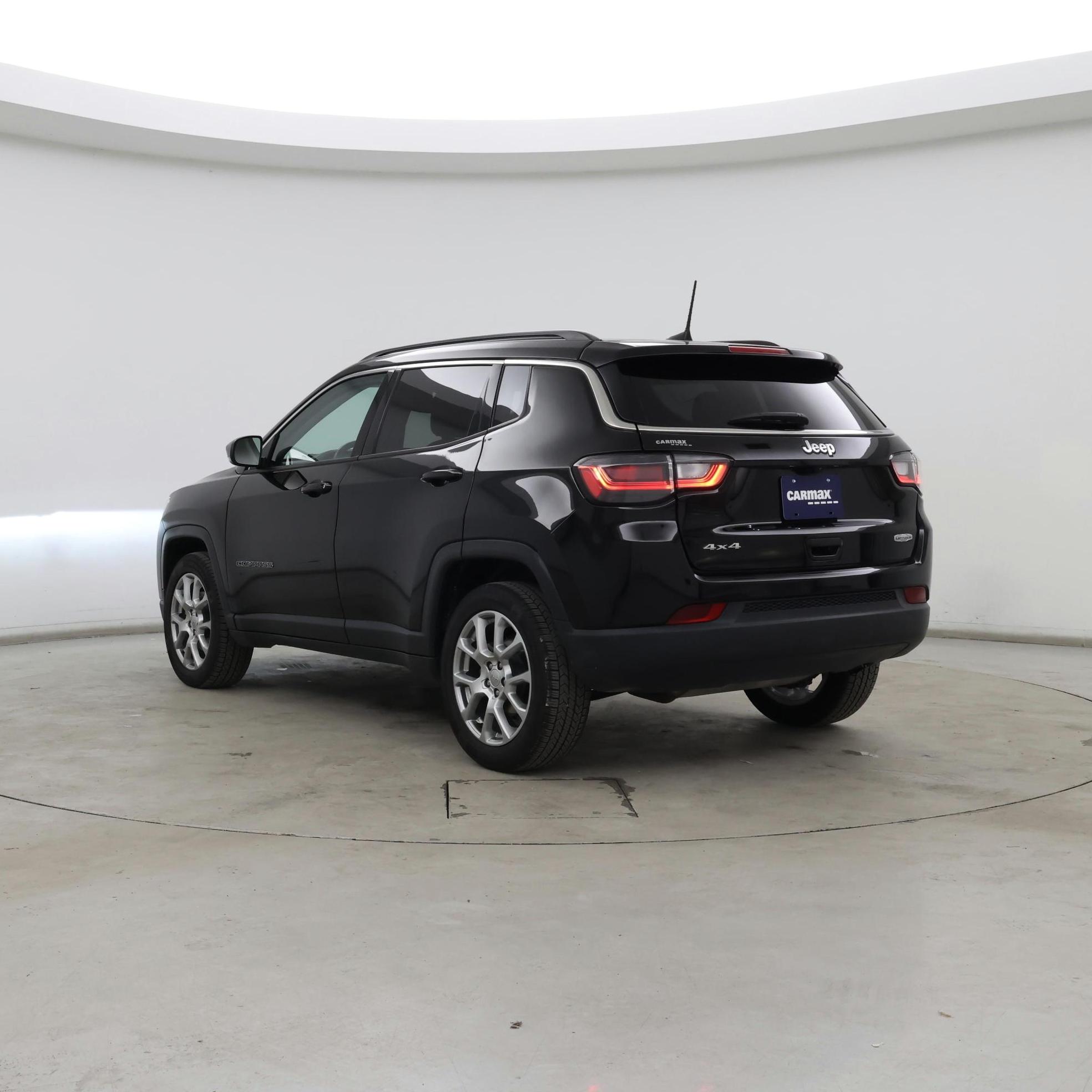 Thumbnail: 2022 Jeep Compass - 2