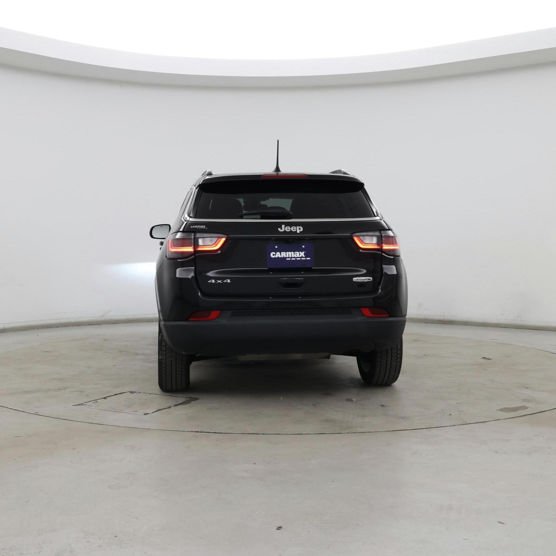 Thumbnail: 2022 Jeep Compass - 6