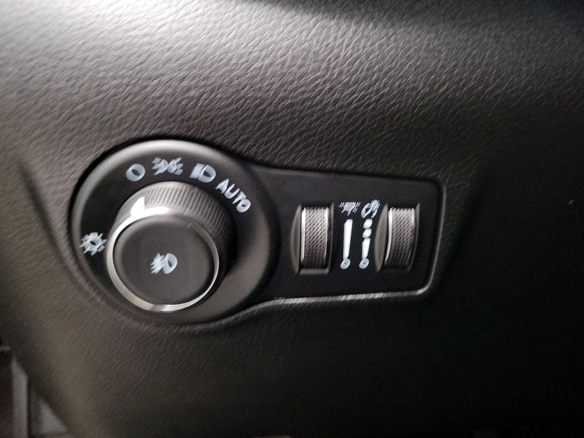 Thumbnail: 2022 Jeep Compass - 13