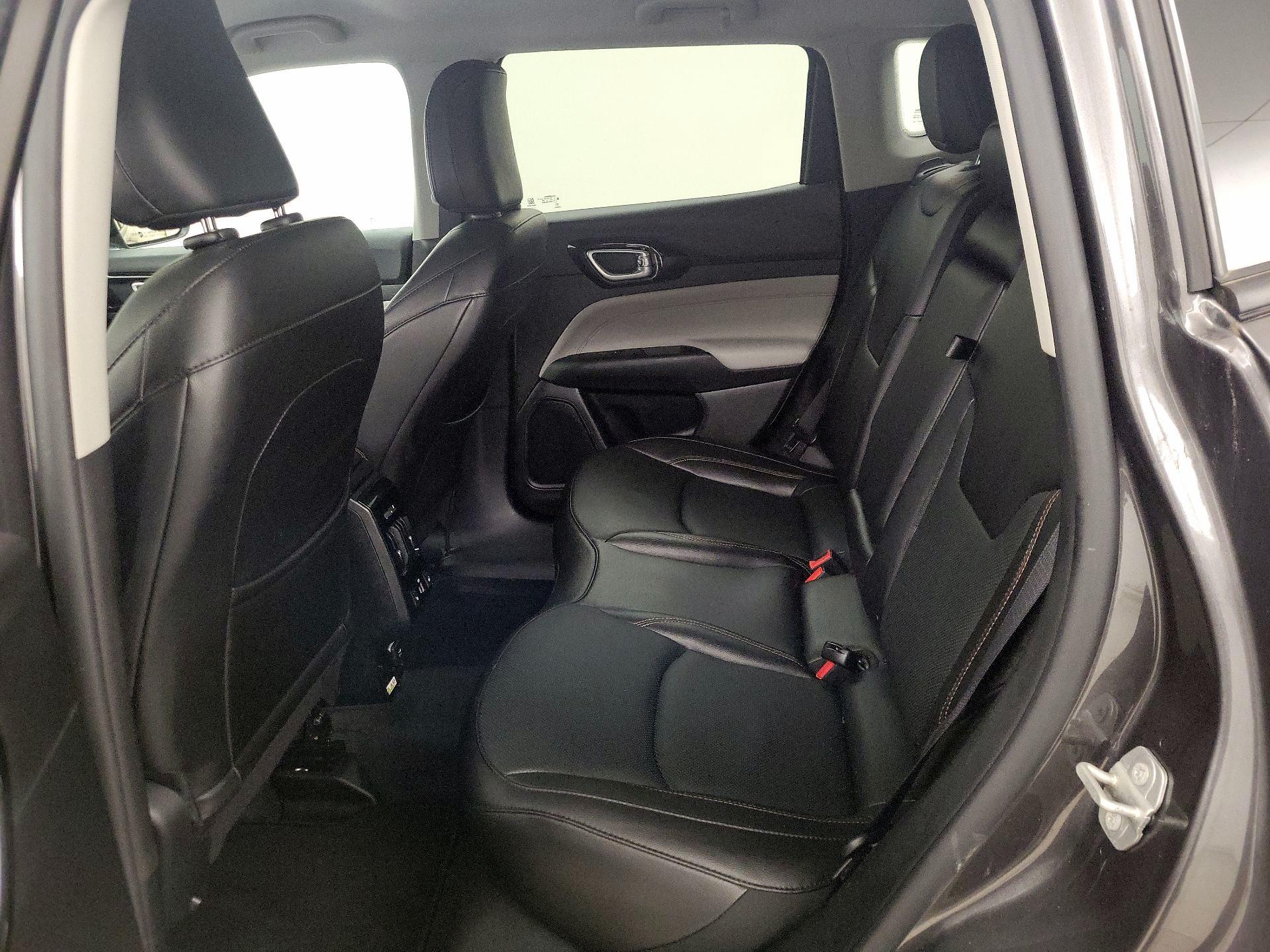 Thumbnail: 2022 Jeep Compass - 20