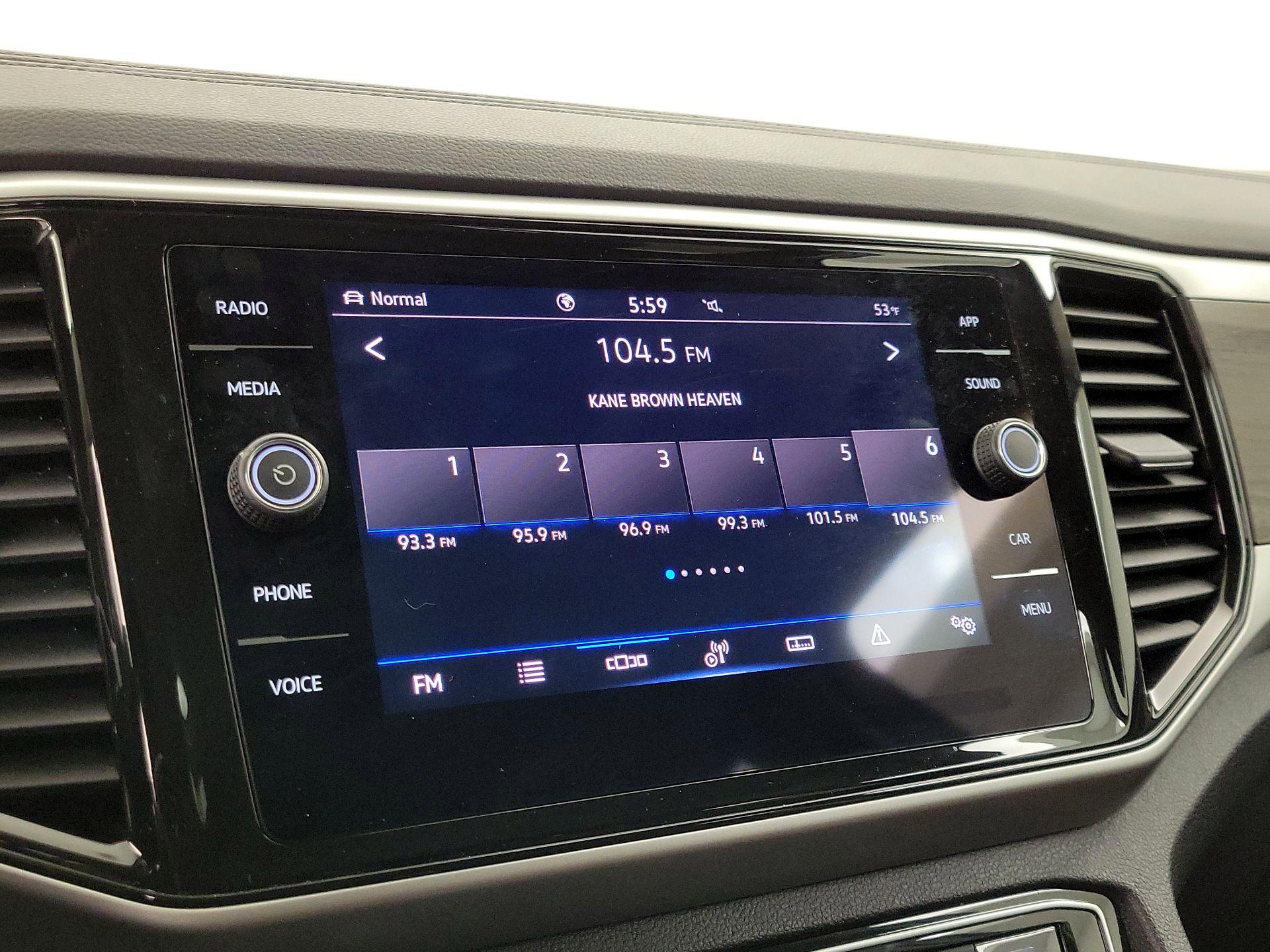 Thumbnail: 2022 Volkswagen Atlas - 15