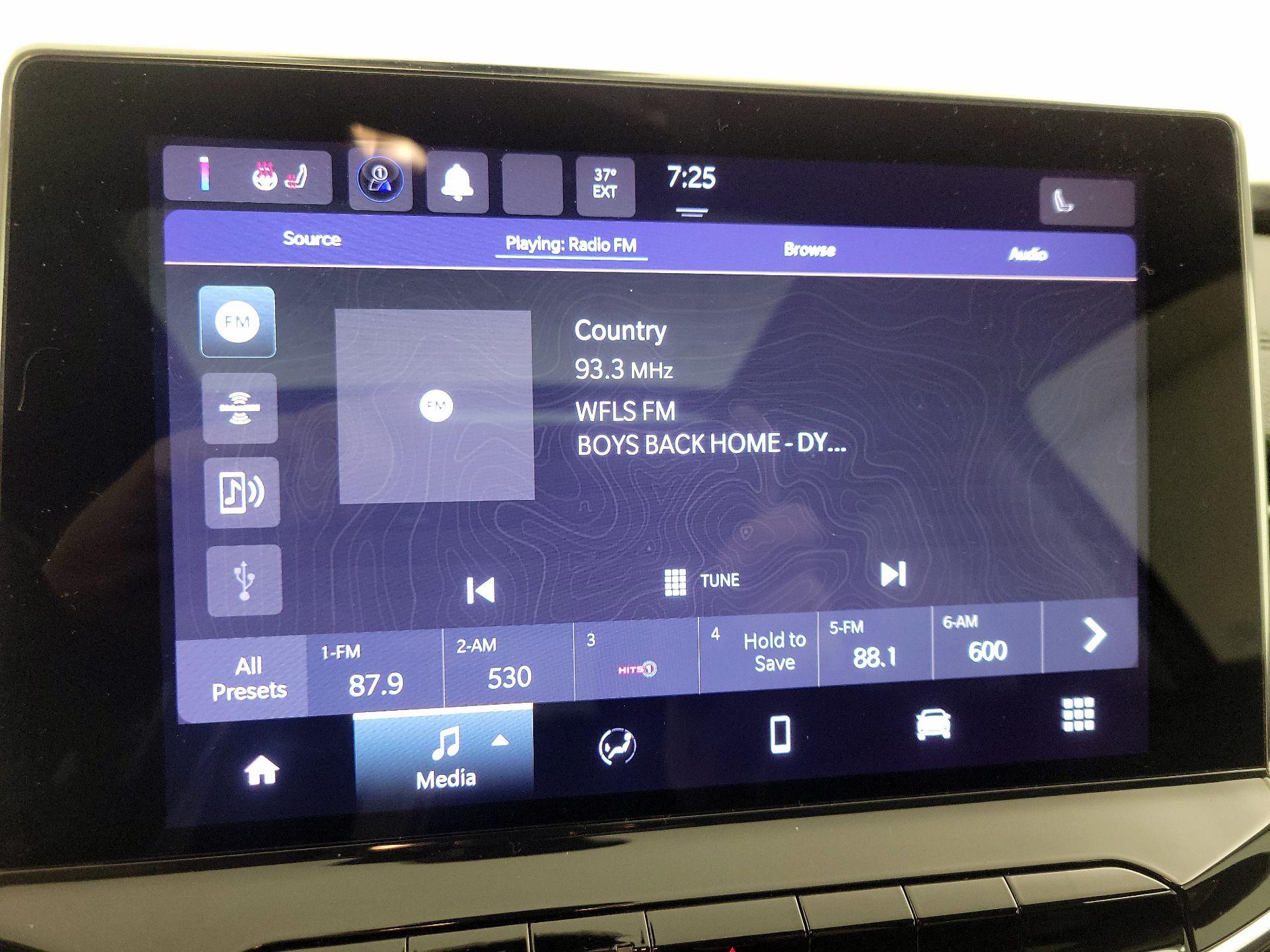 Thumbnail: 2022 Jeep Compass - 15