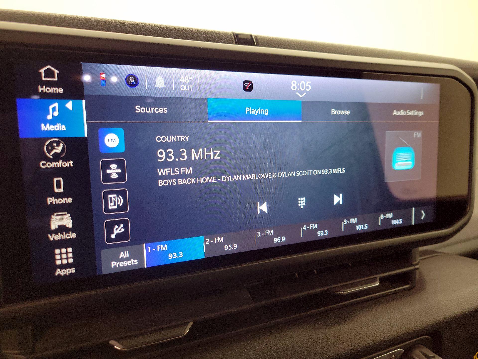 Thumbnail: 2024 Jeep Wrangler - 15