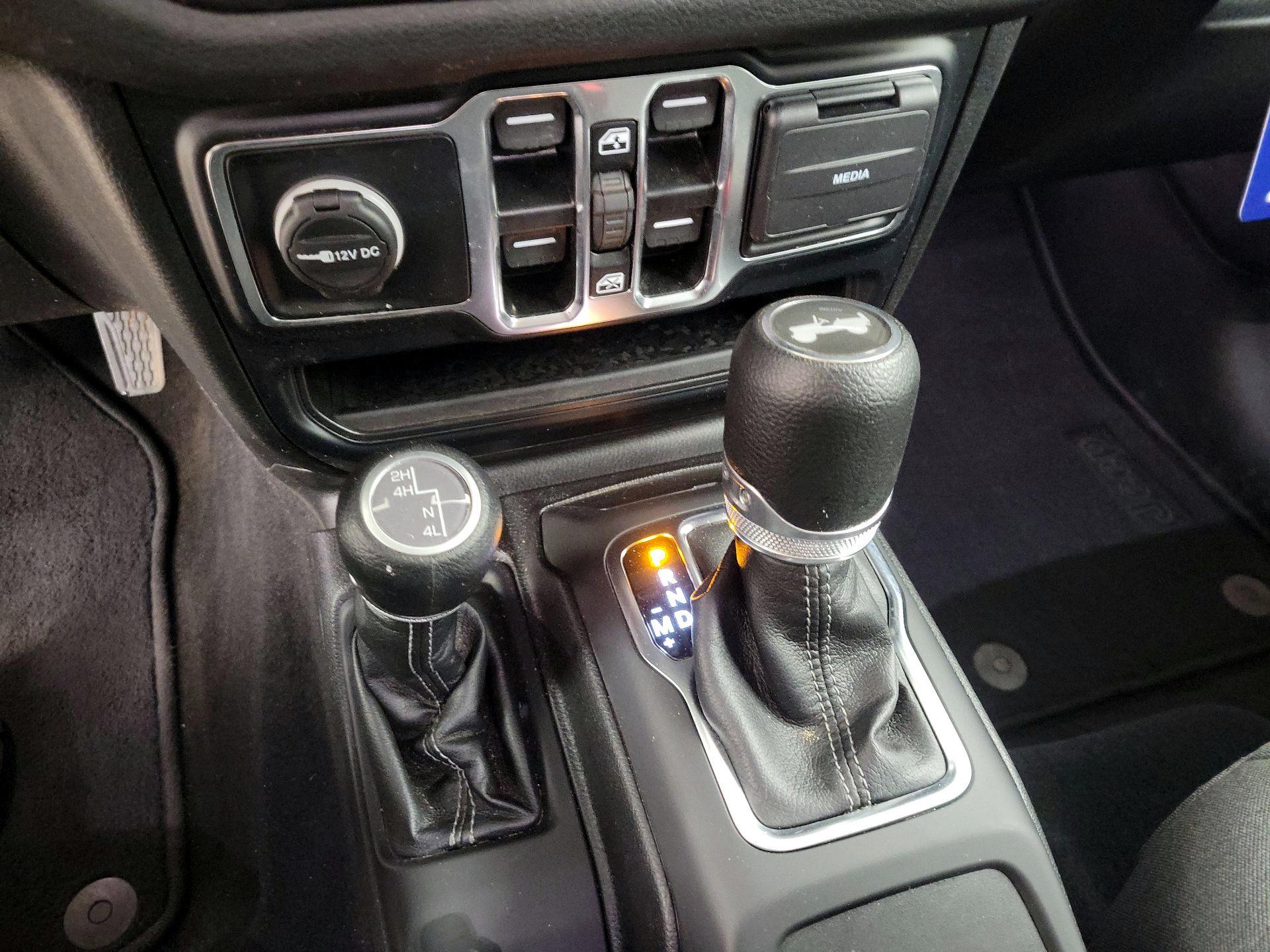 Thumbnail: 2024 Jeep Wrangler - 17