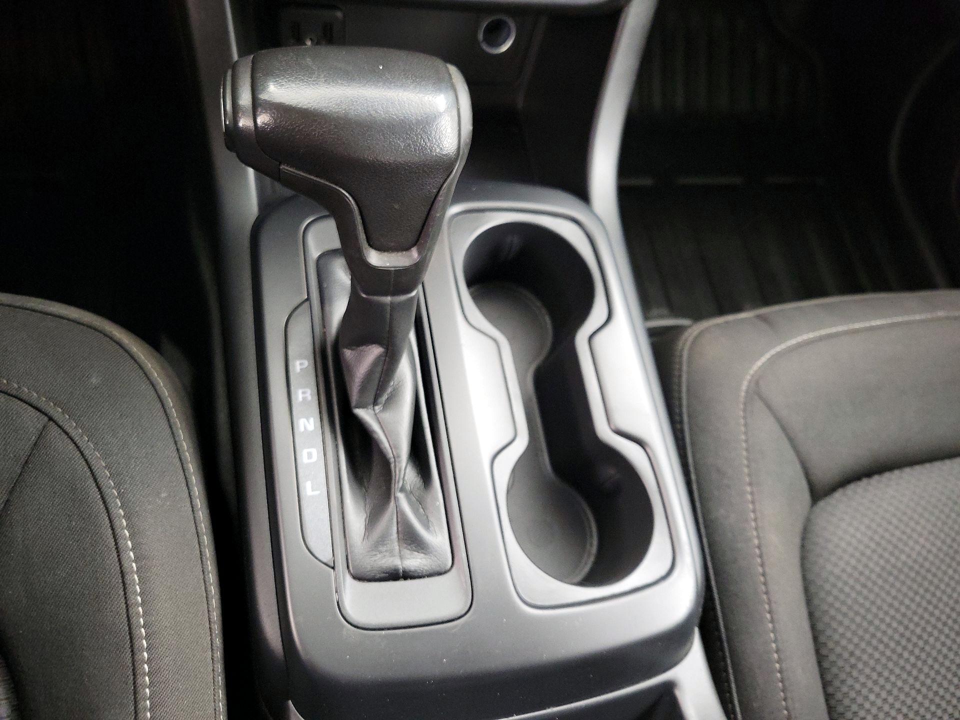 Thumbnail: 2021 Chevrolet Colorado - 17