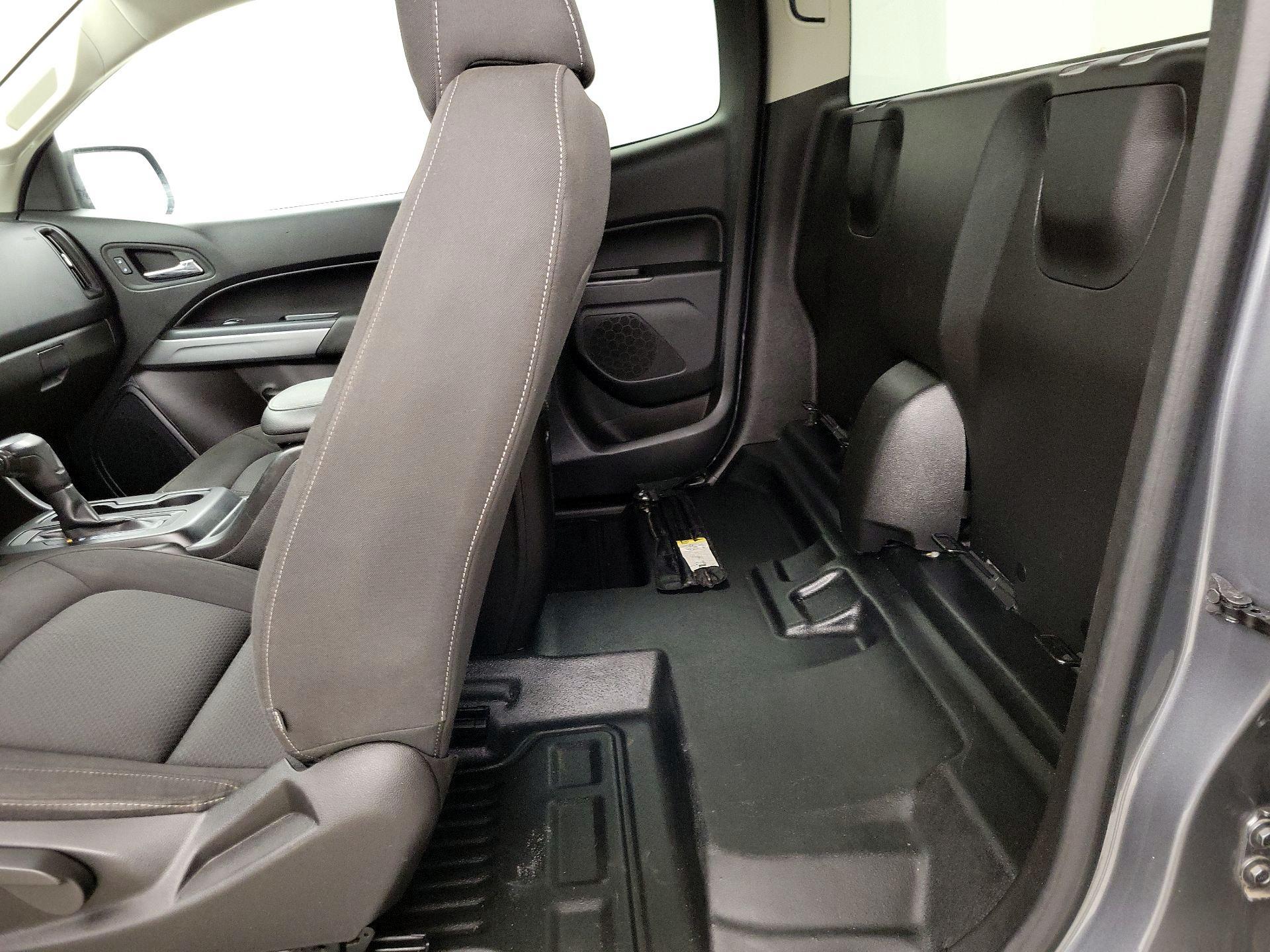 Thumbnail: 2021 Chevrolet Colorado - 19