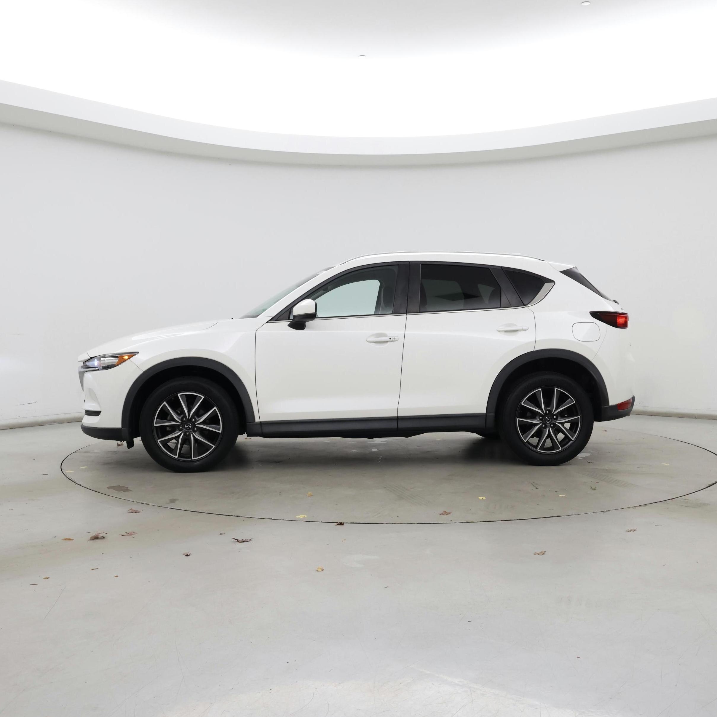 Thumbnail: 2018 Mazda CX-5 - 3