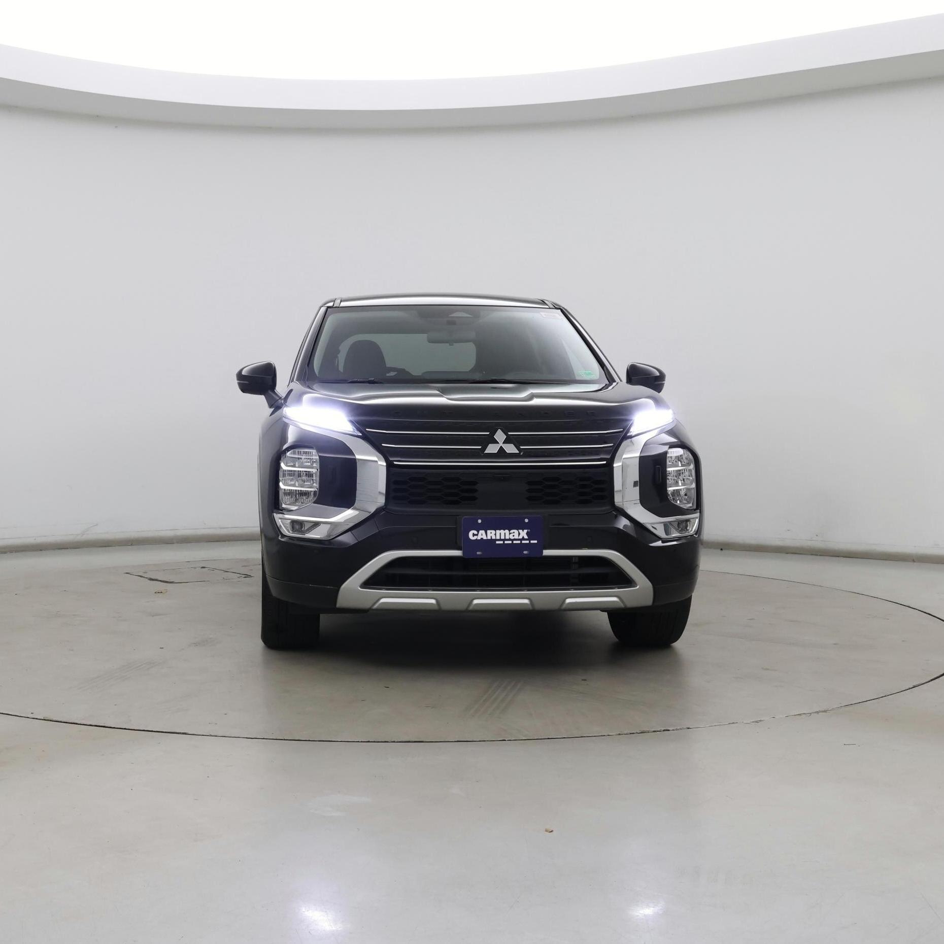 Thumbnail: 2024 Mitsubishi Outlander - 5