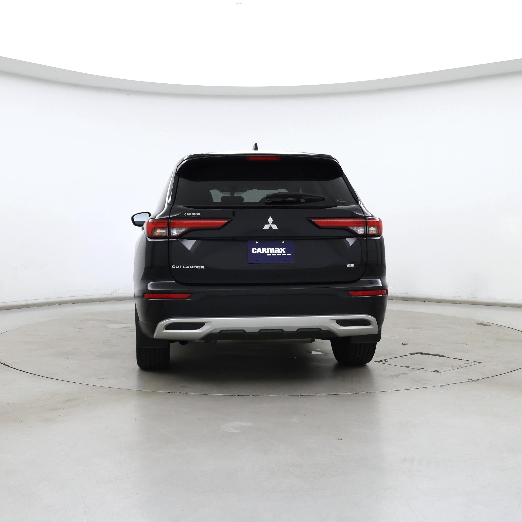 Thumbnail: 2024 Mitsubishi Outlander - 6