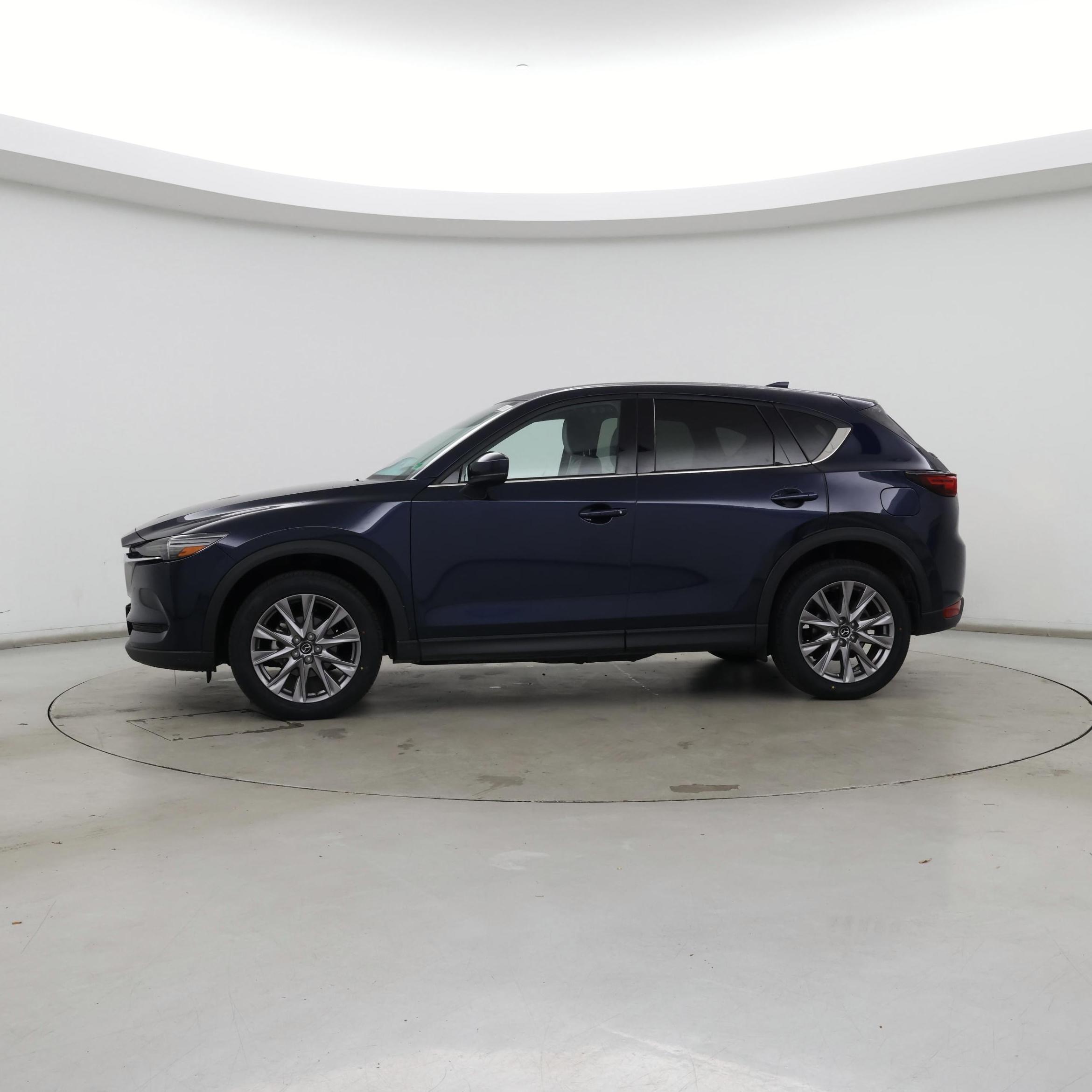 Thumbnail: 2020 Mazda CX-5 - 3