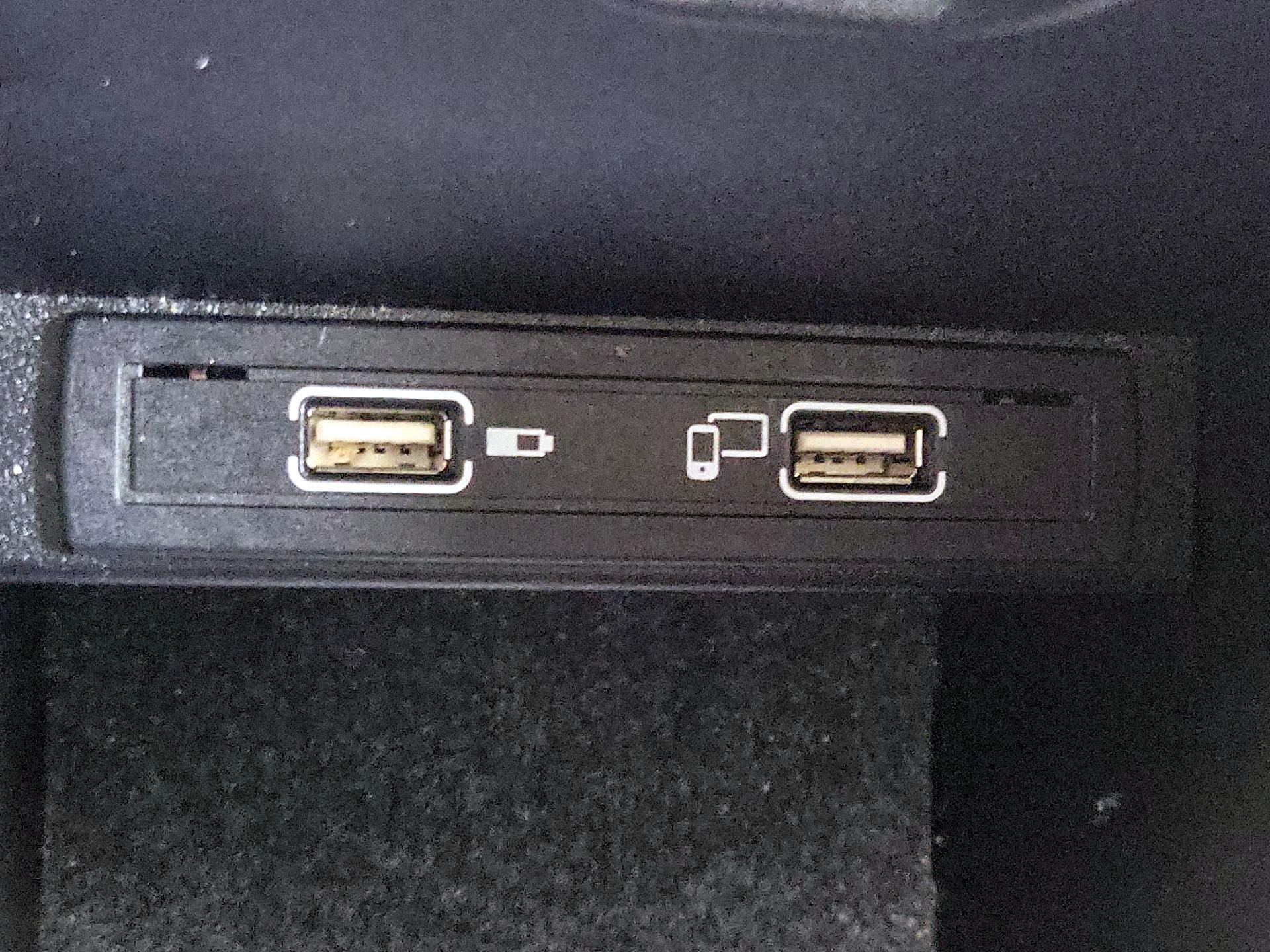 Thumbnail: 2020 Mercedes-Benz GLA - 19