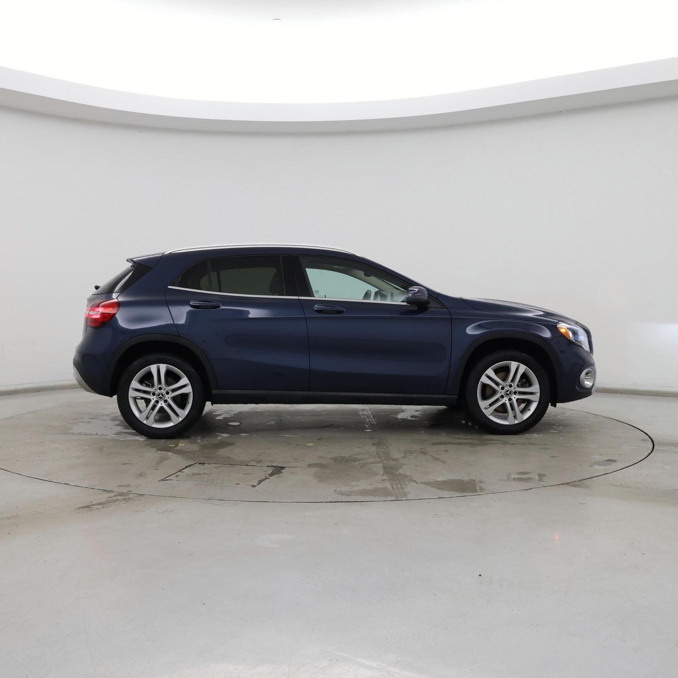 Thumbnail: 2020 Mercedes-Benz GLA - 7