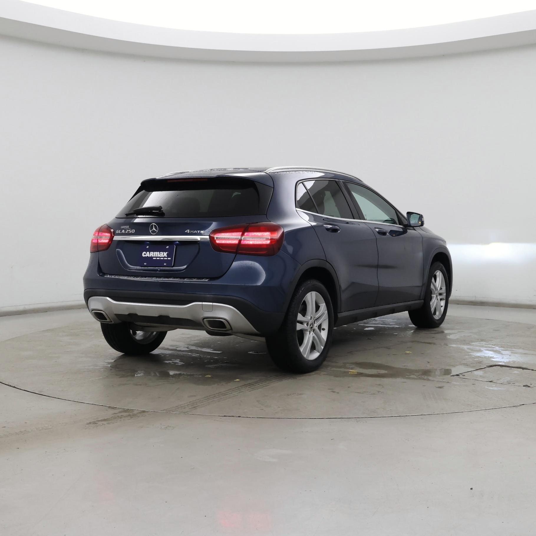 Thumbnail: 2020 Mercedes-Benz GLA - 8