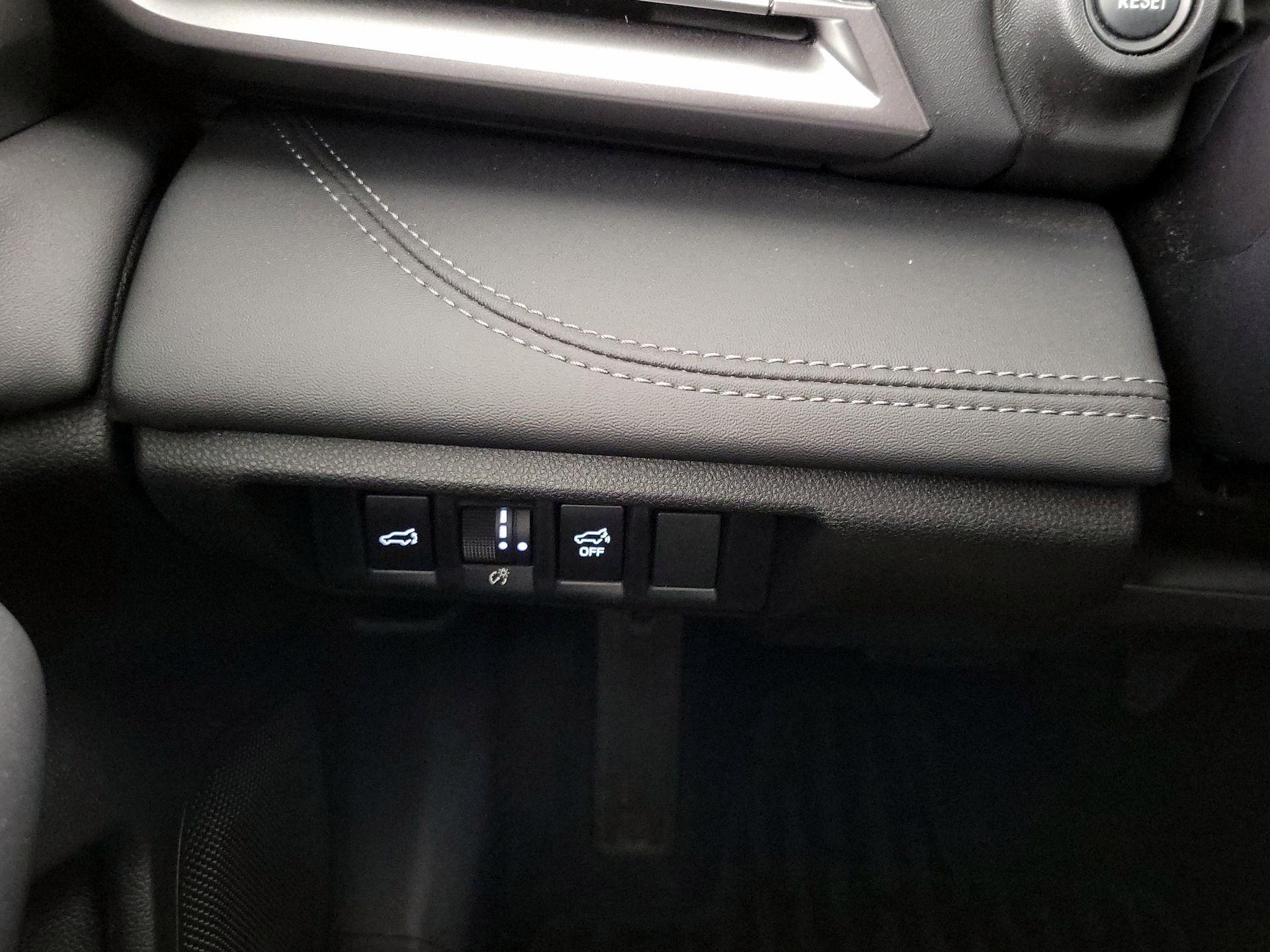 Thumbnail: 2022 Subaru Outback - 13