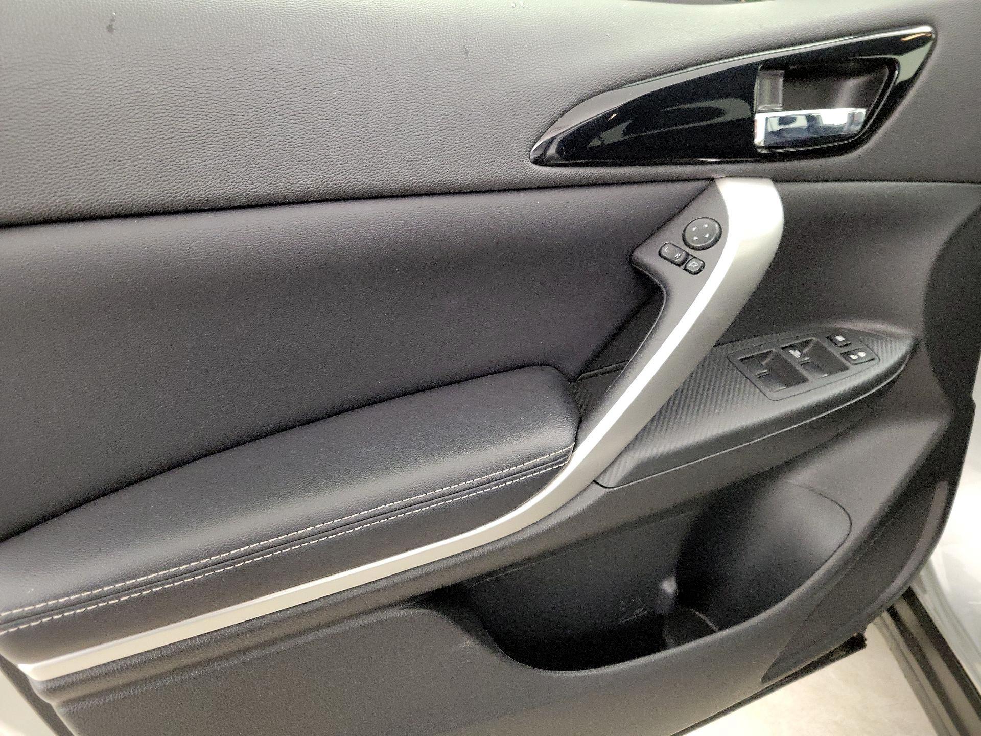 Thumbnail: 2022 Mitsubishi Eclipse Cross - 12