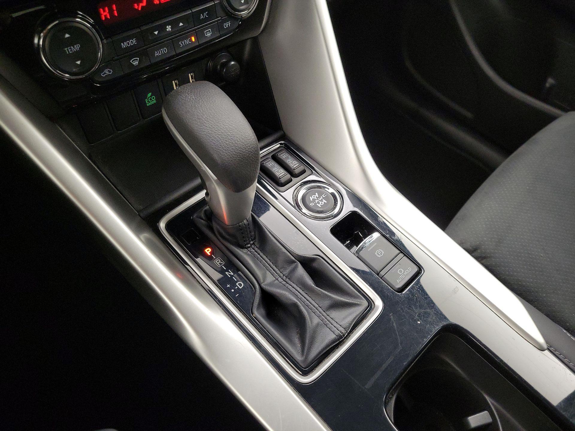 Thumbnail: 2022 Mitsubishi Eclipse Cross - 18