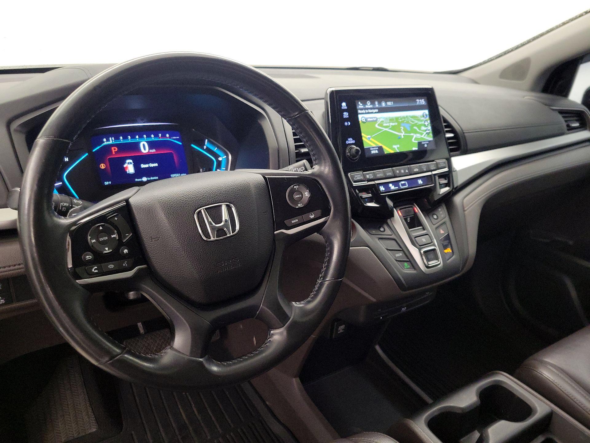 Thumbnail: 2018 Honda Odyssey - 9