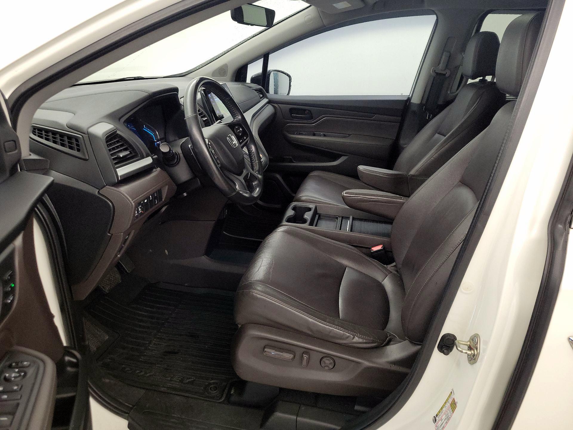 Thumbnail: 2018 Honda Odyssey - 11