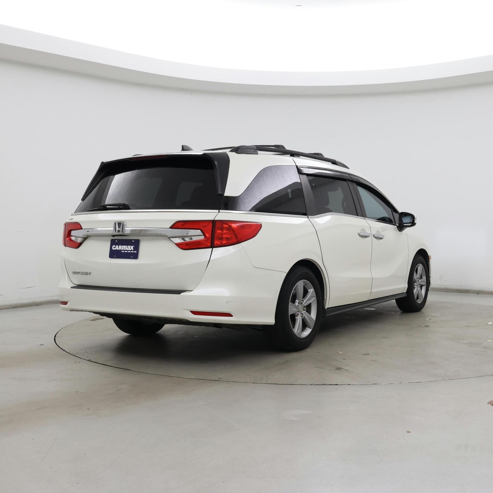 Thumbnail: 2018 Honda Odyssey - 8