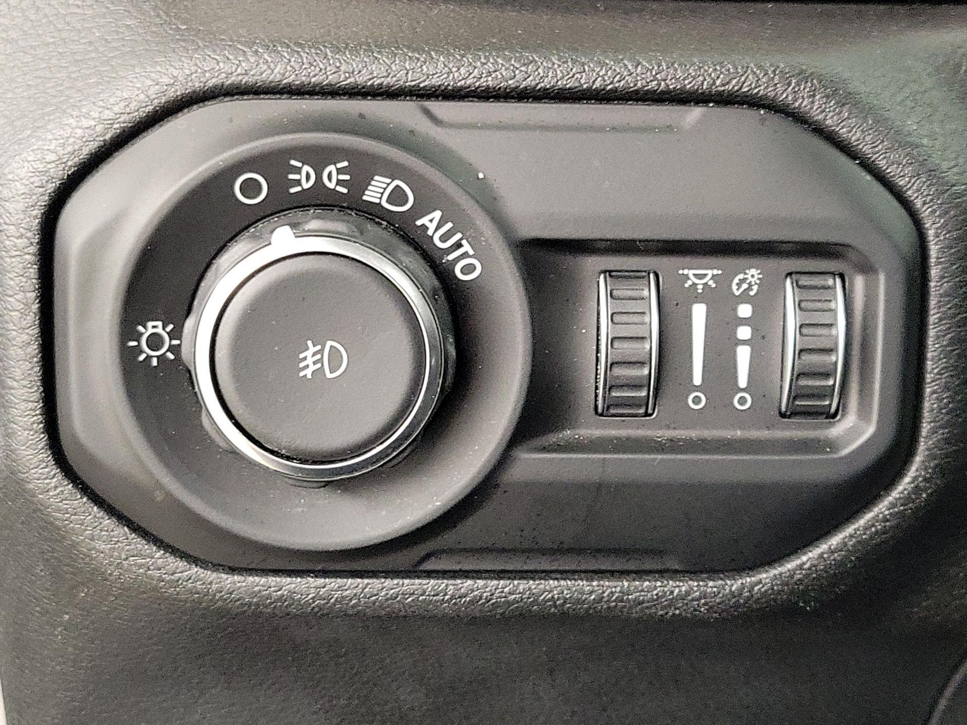 Thumbnail: 2021 Jeep Wrangler - 13