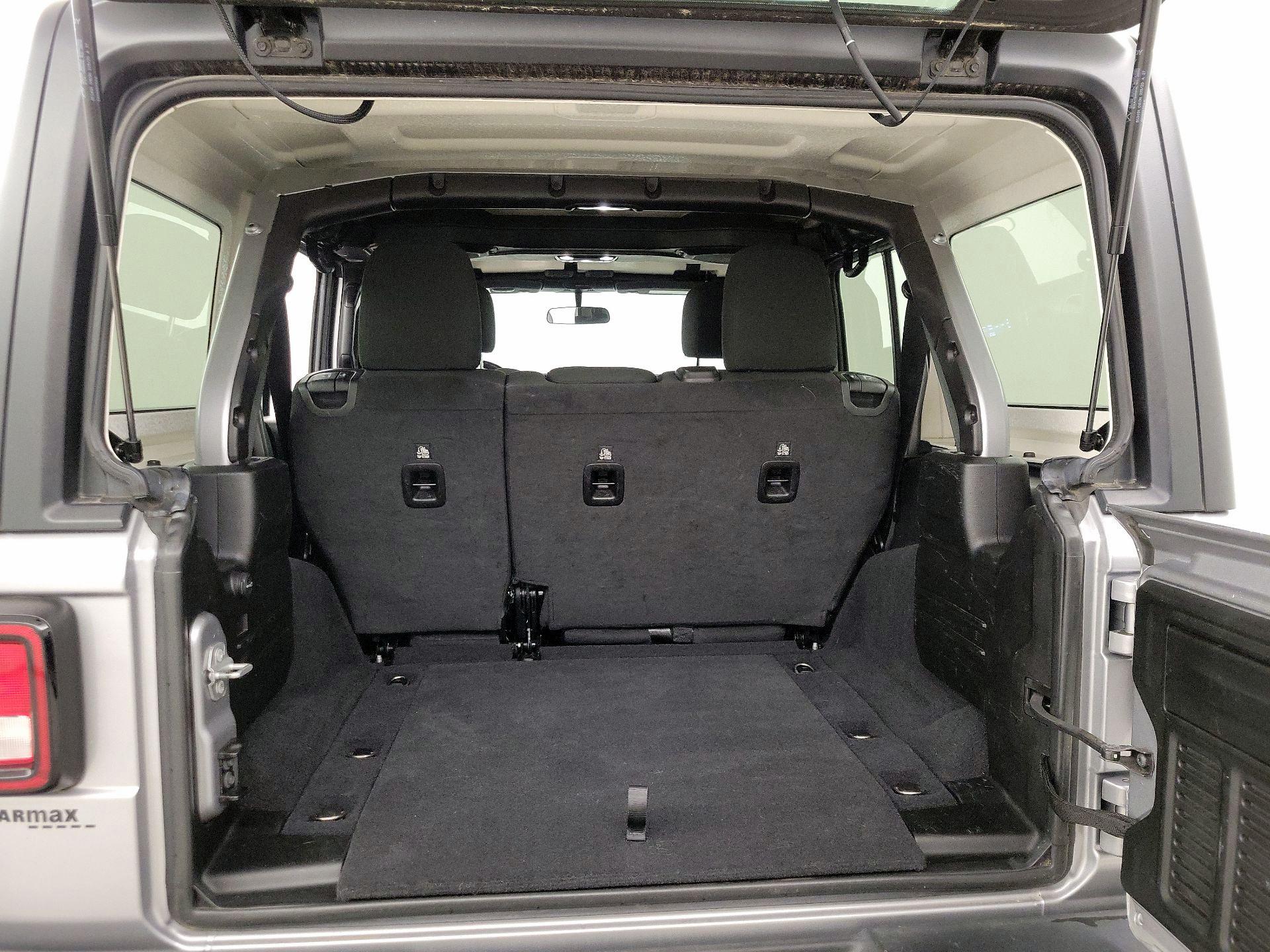 Thumbnail: 2021 Jeep Wrangler - 20