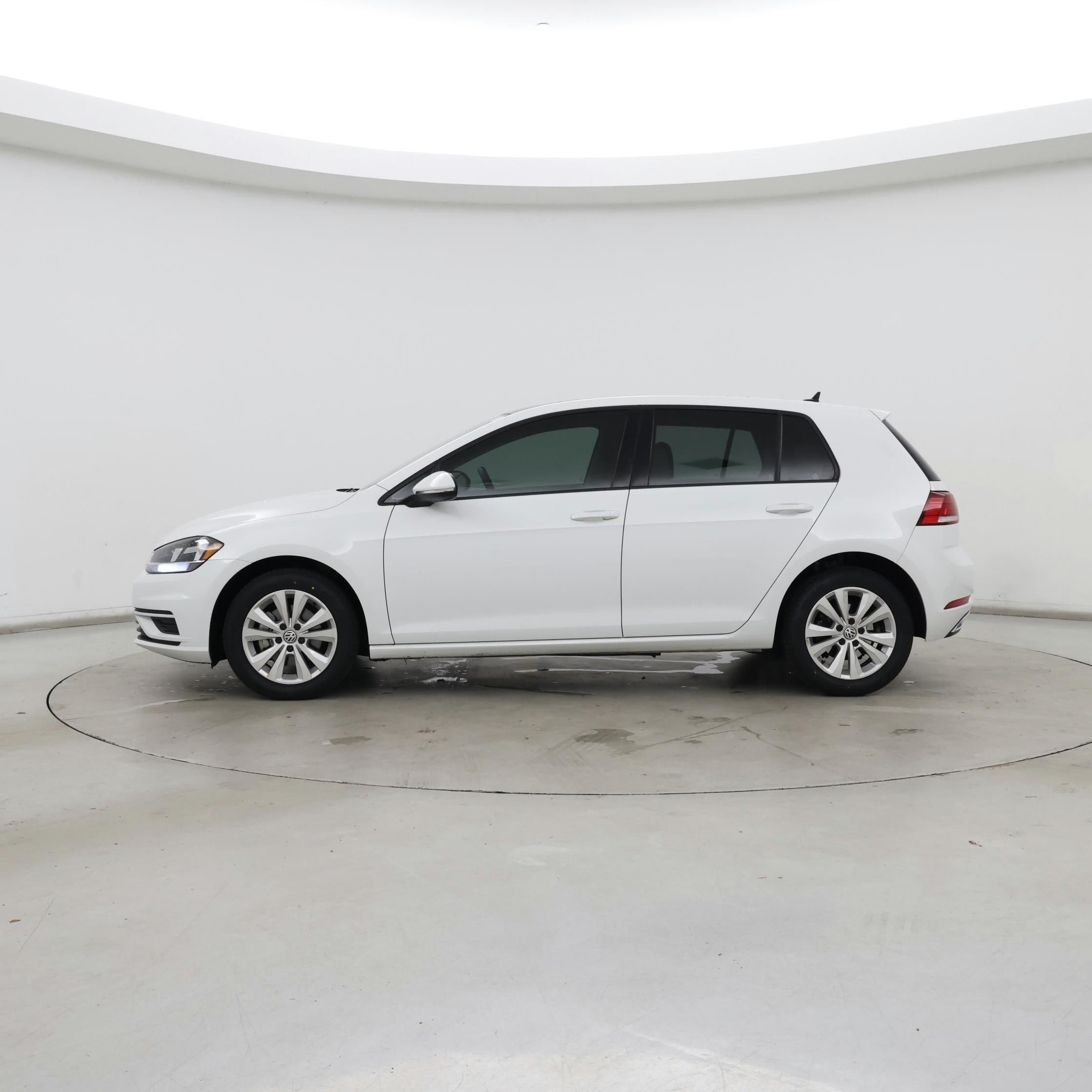 Thumbnail: 2021 Volkswagen Golf - 3