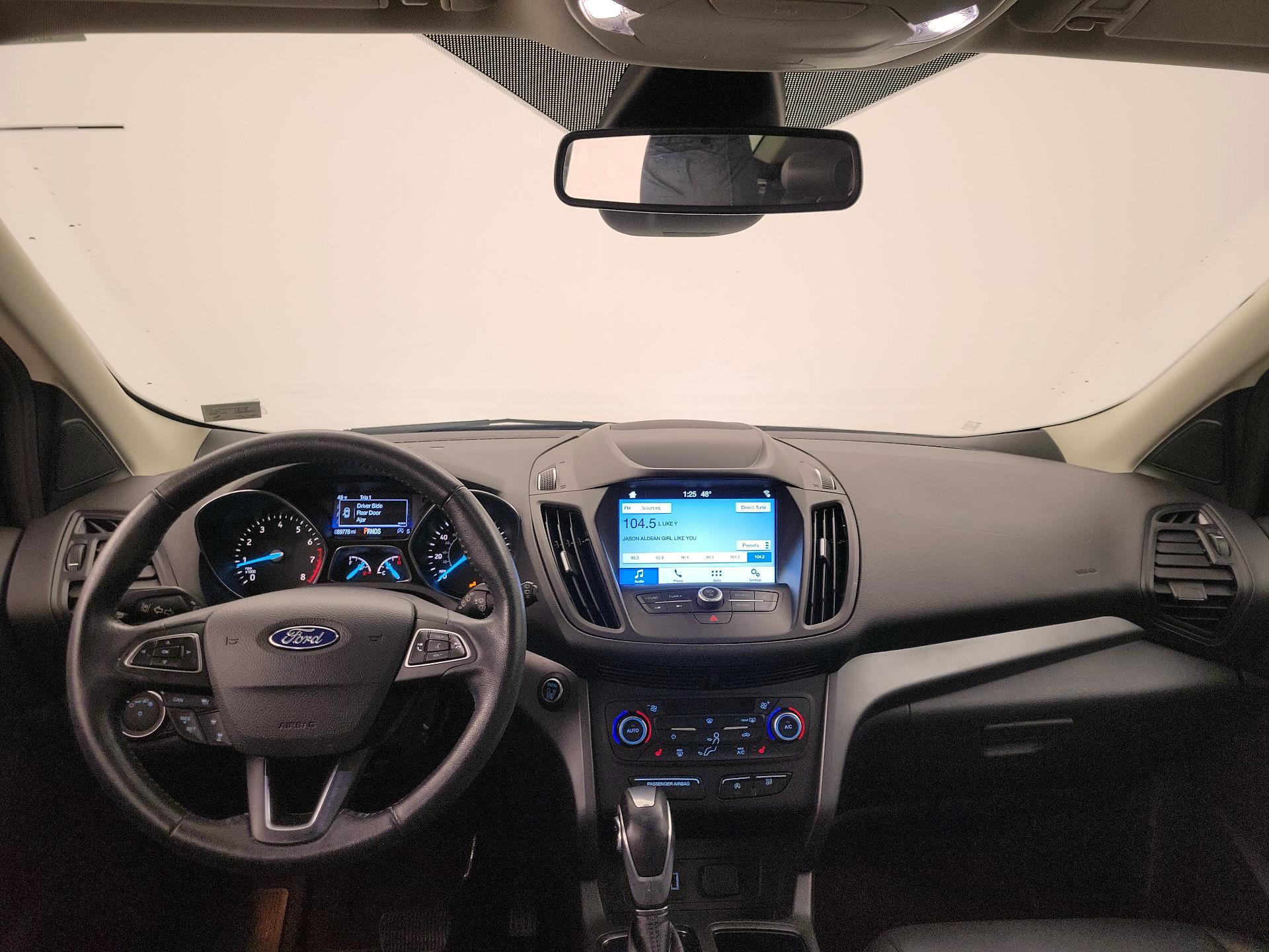 Thumbnail: 2019 Ford Escape - 9