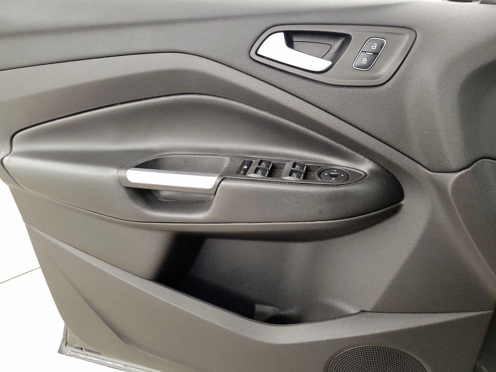 Thumbnail: 2019 Ford Escape - 12