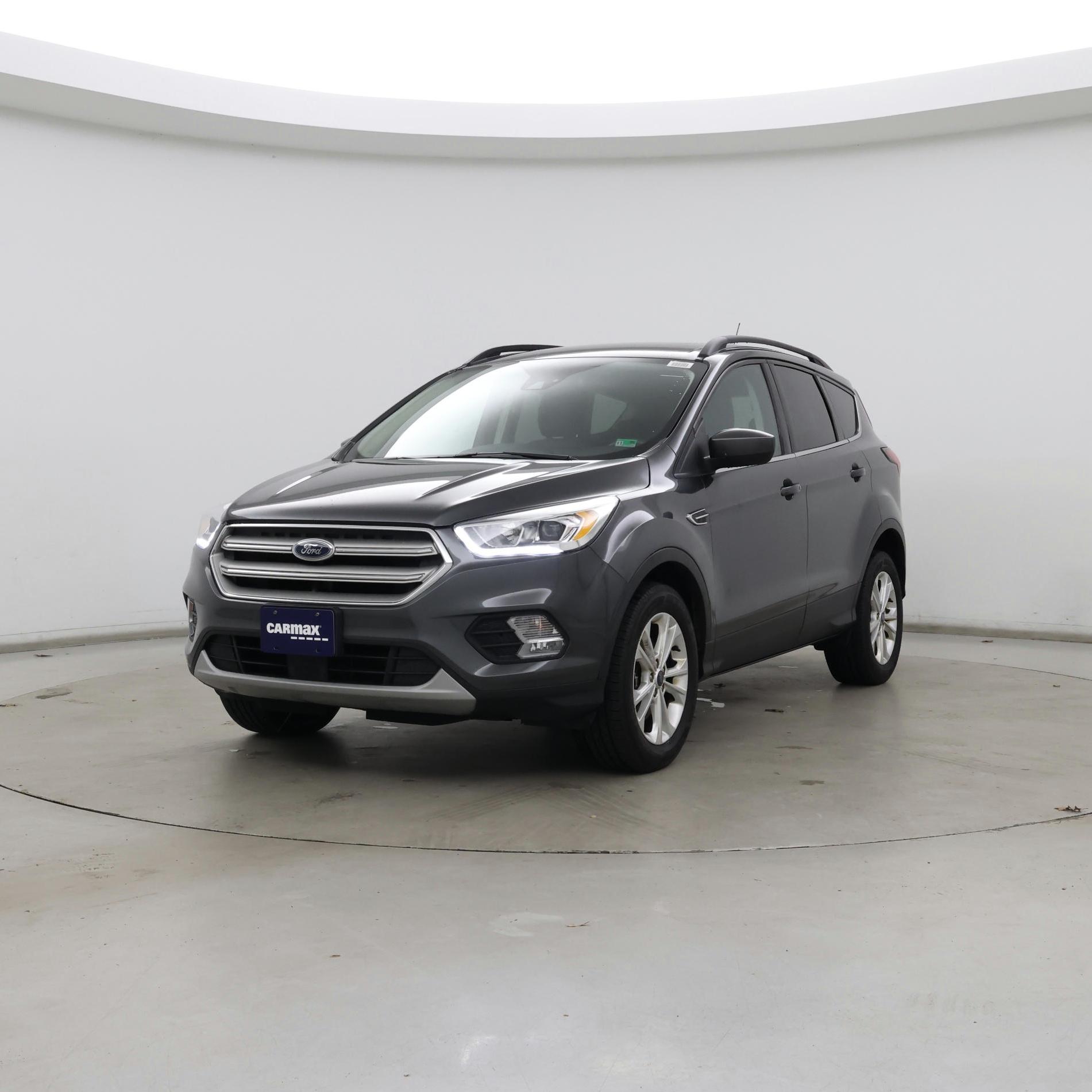 Thumbnail: 2019 Ford Escape - 4