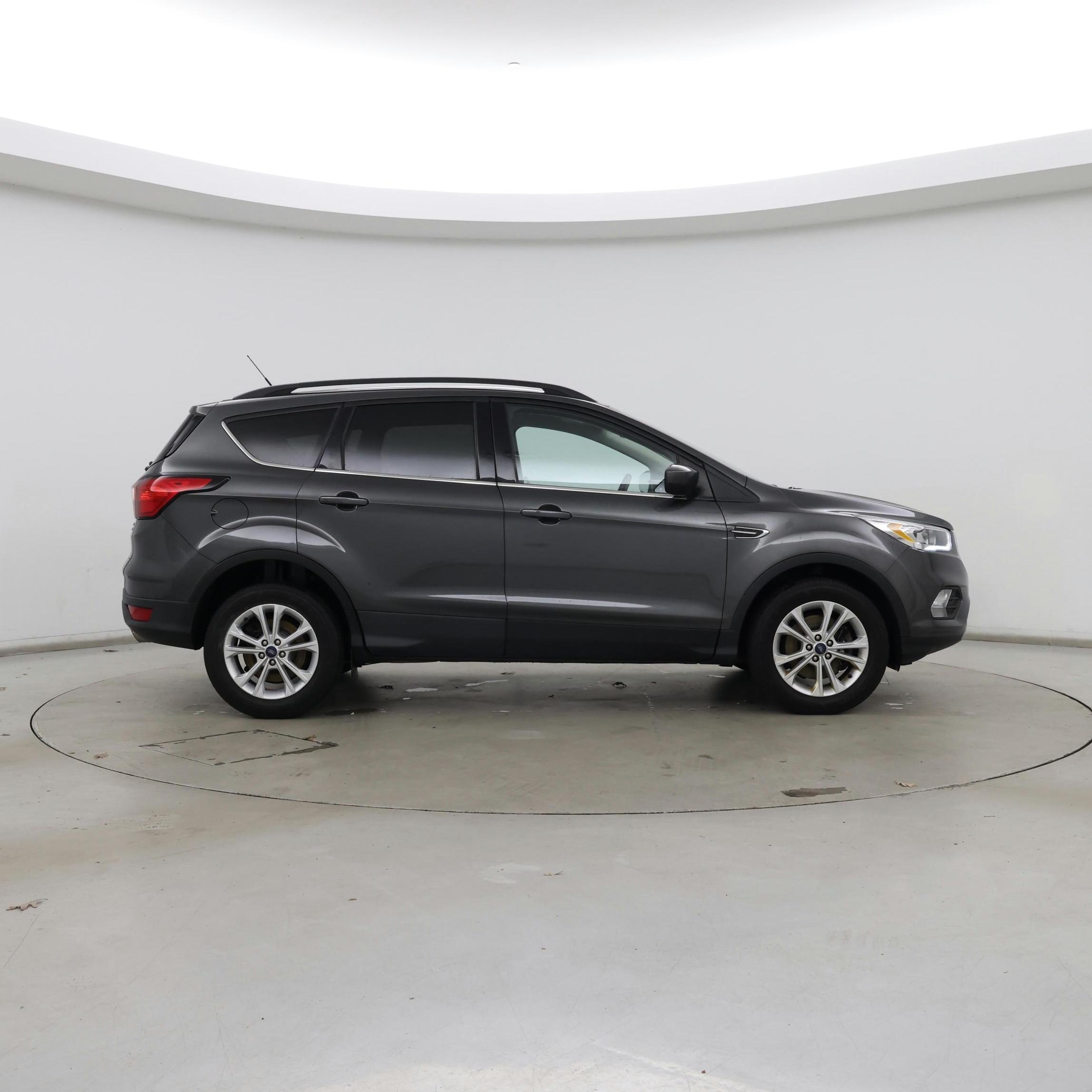 Thumbnail: 2019 Ford Escape - 7
