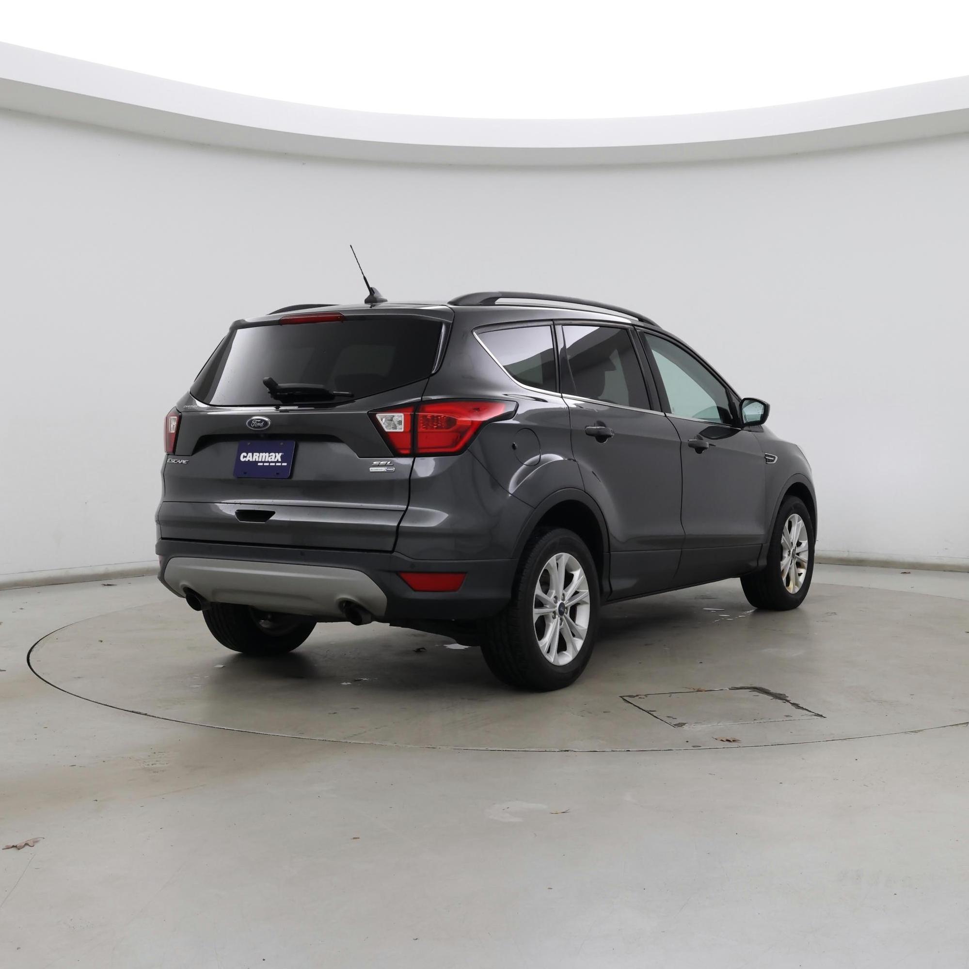 Thumbnail: 2019 Ford Escape - 8
