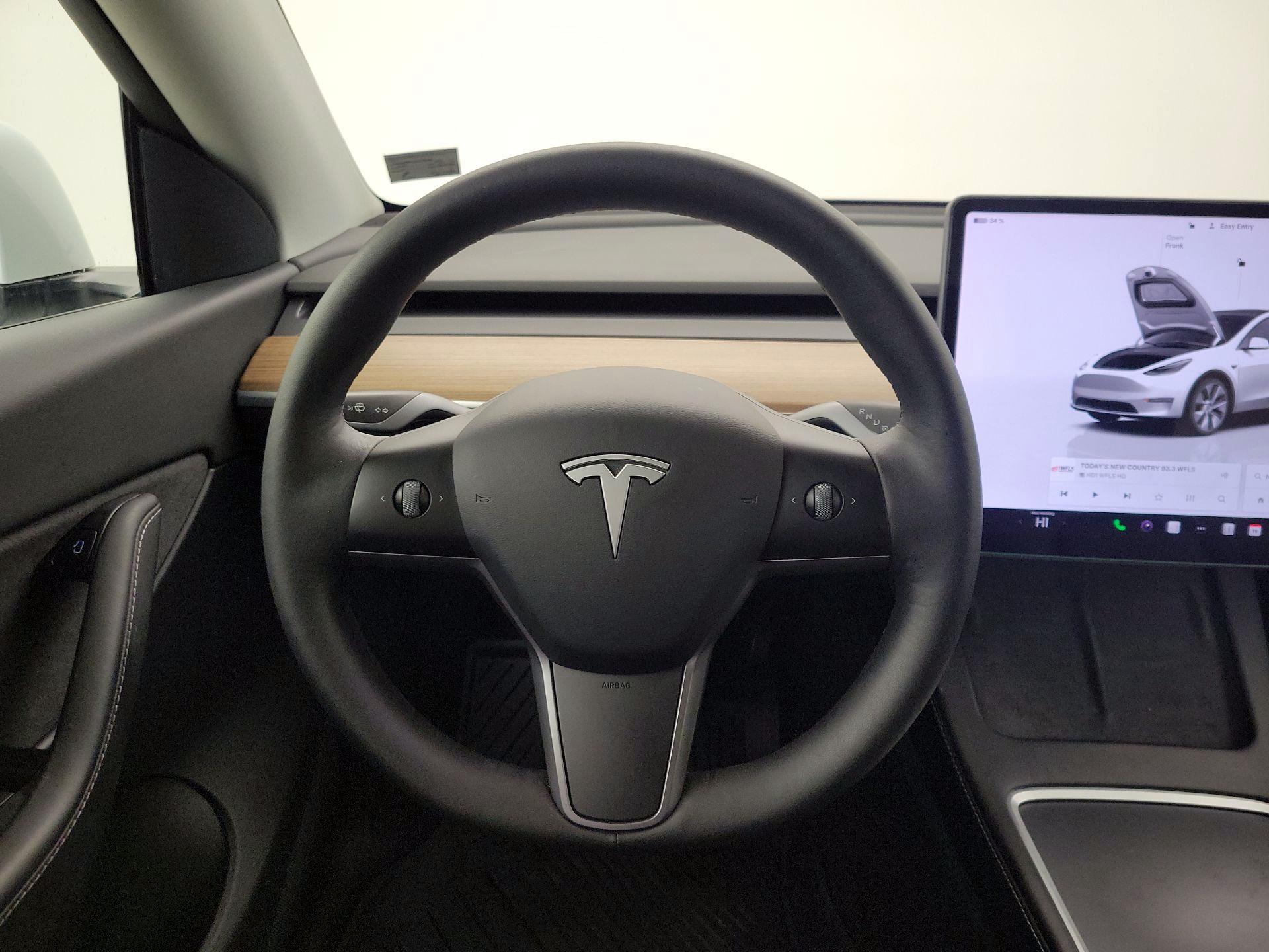 Thumbnail: 2022 Tesla Model Y - 10