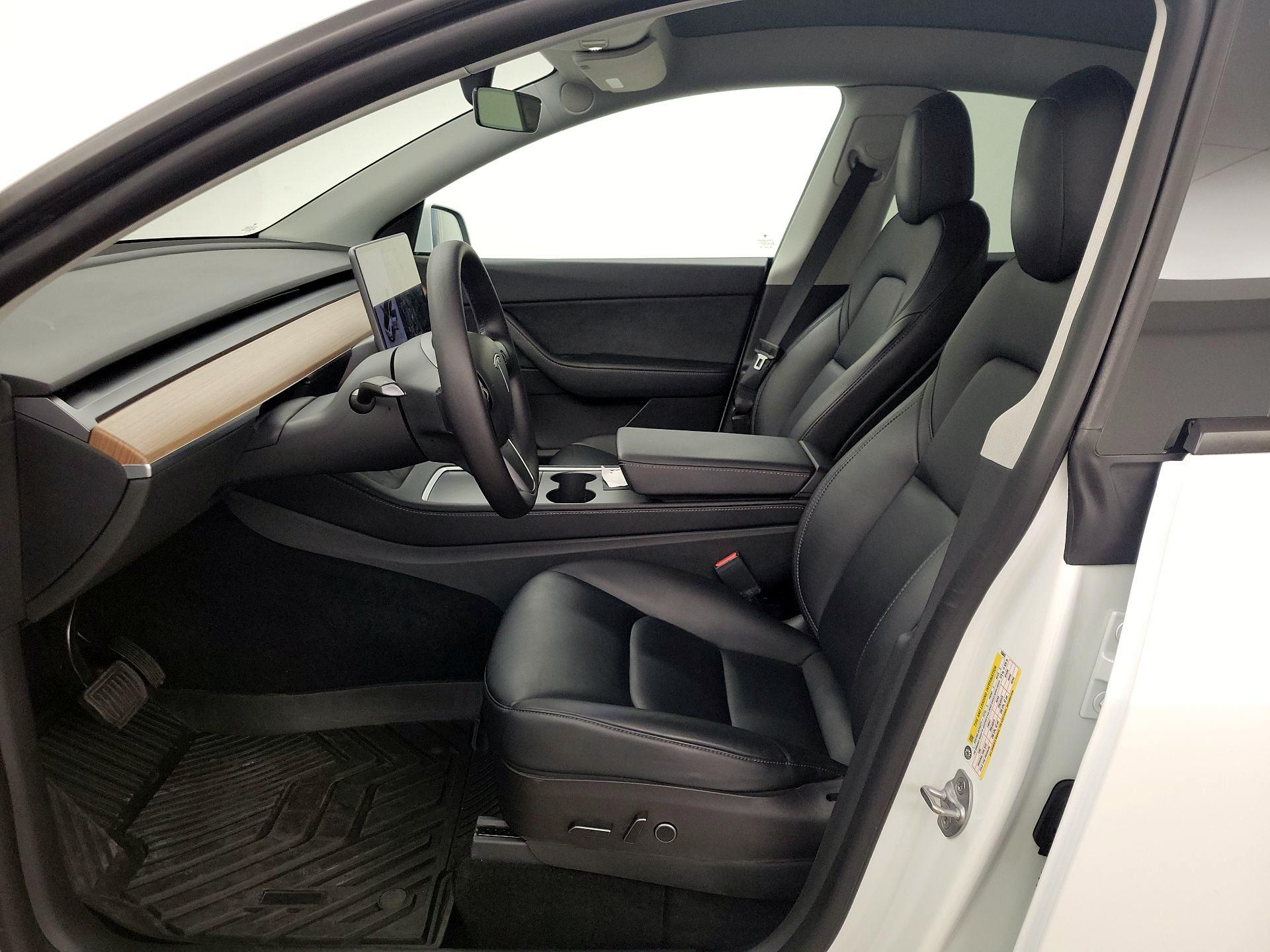 Thumbnail: 2022 Tesla Model Y - 11