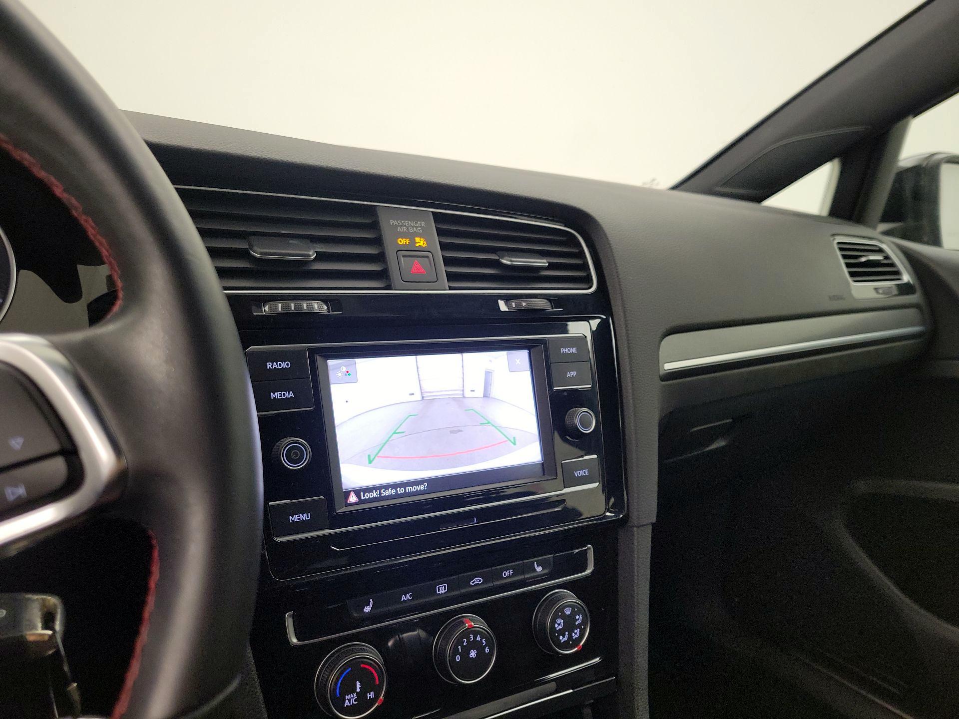 Thumbnail: 2021 Volkswagen Golf - 14