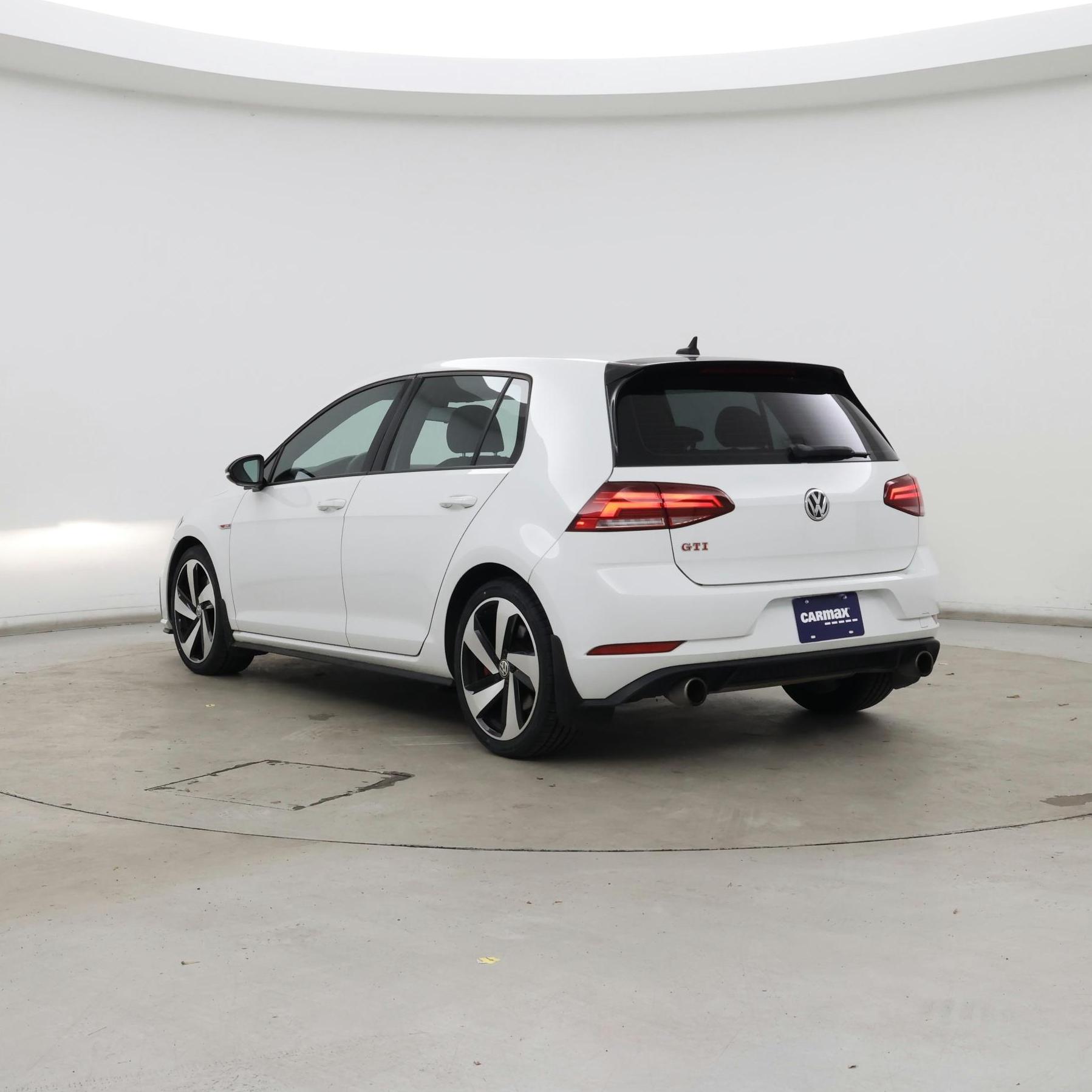 Thumbnail: 2021 Volkswagen Golf - 2