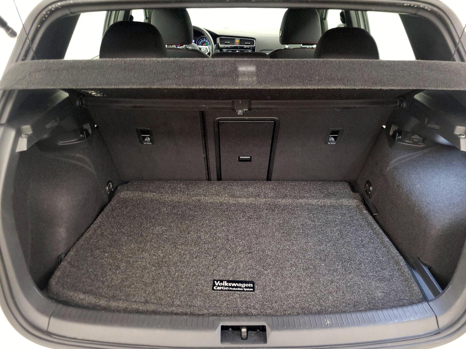 Thumbnail: 2021 Volkswagen Golf - 20