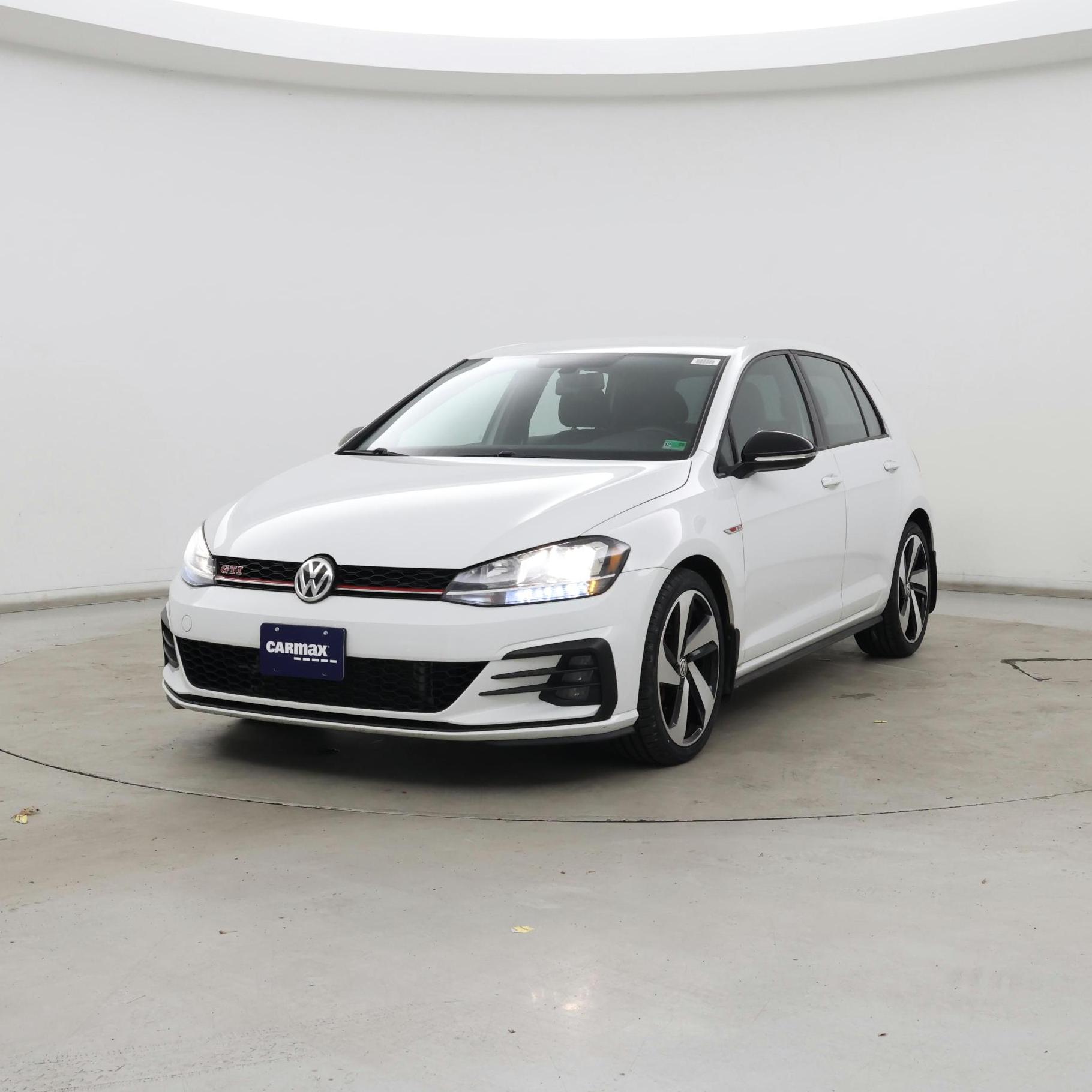 Thumbnail: 2021 Volkswagen Golf - 4