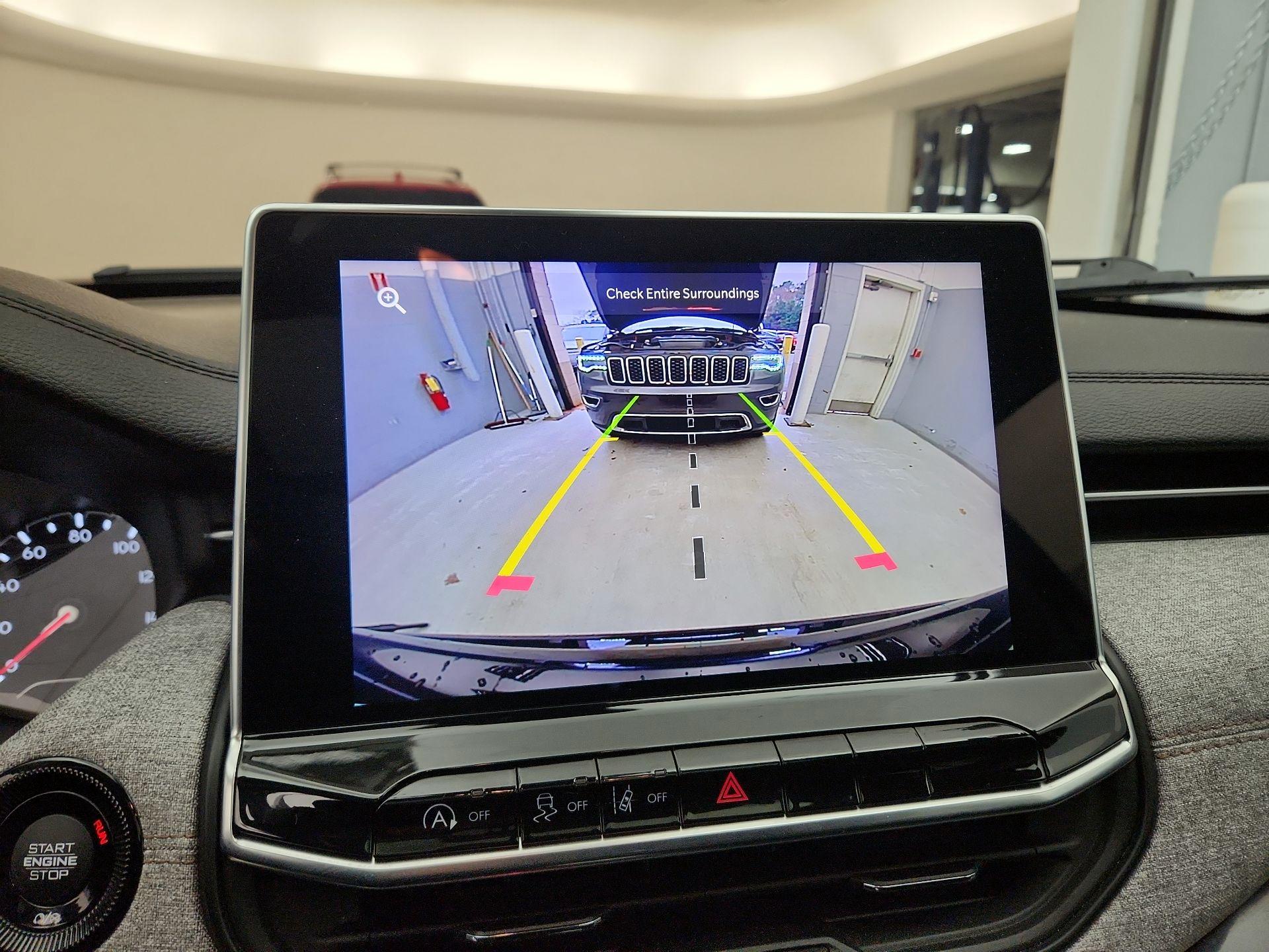 Thumbnail: 2022 Jeep Compass - 14