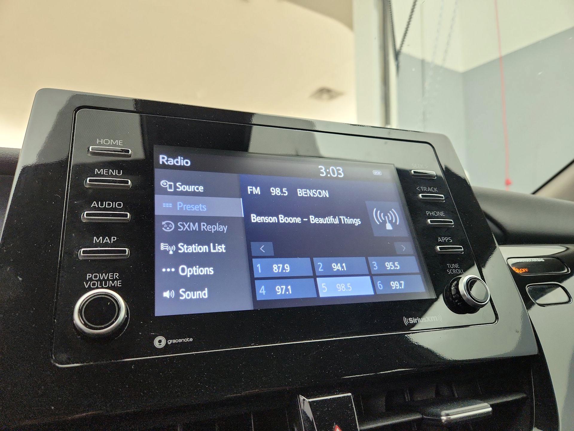 Thumbnail: 2022 Toyota Camry - 15