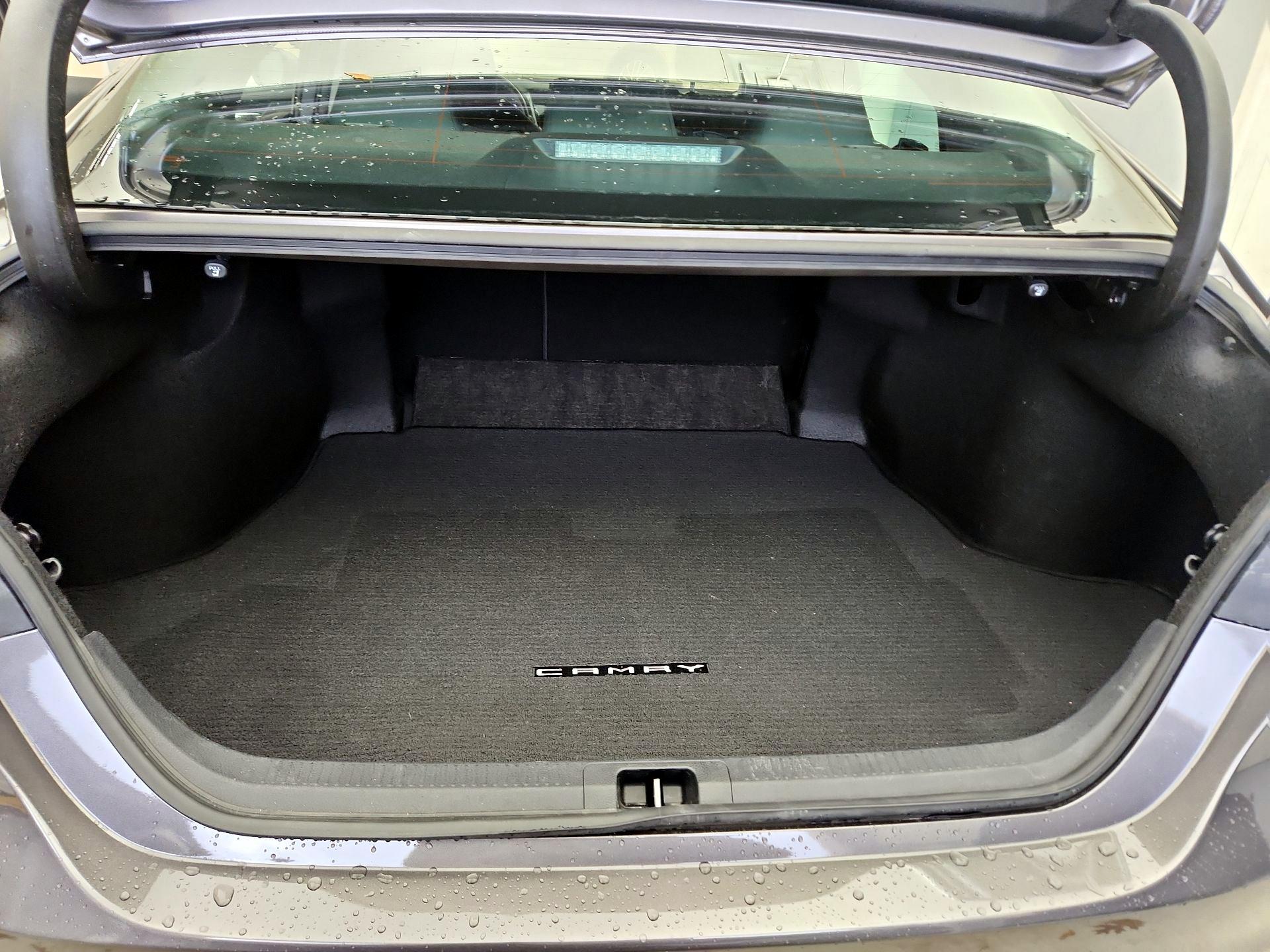 Thumbnail: 2022 Toyota Camry - 20