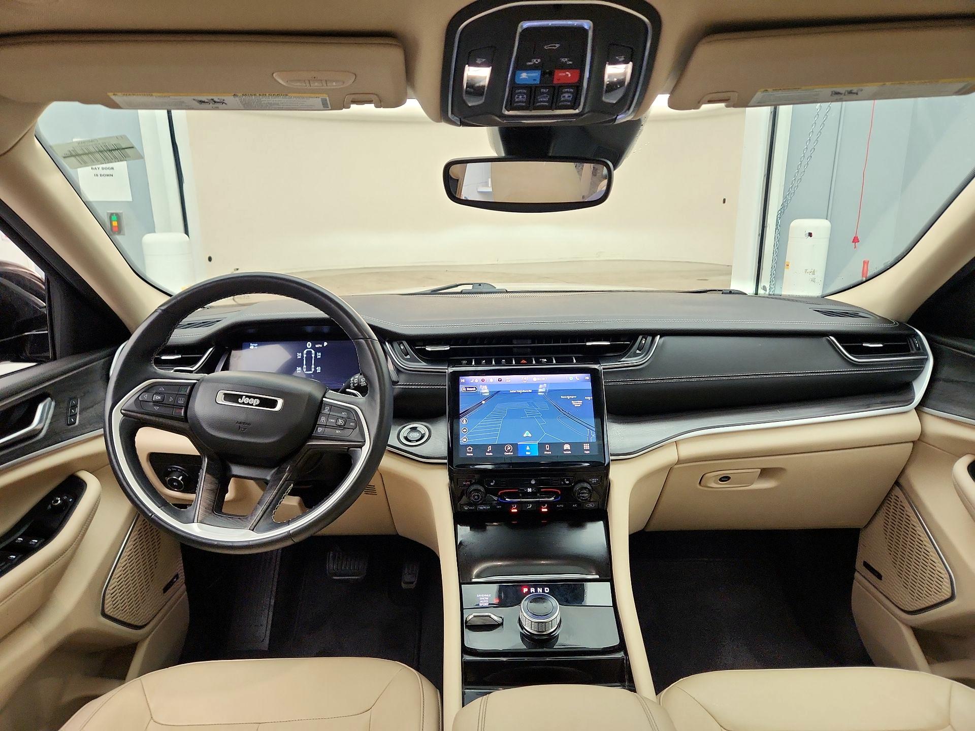 Thumbnail: 2022 Jeep Grand Cherokee L - 9