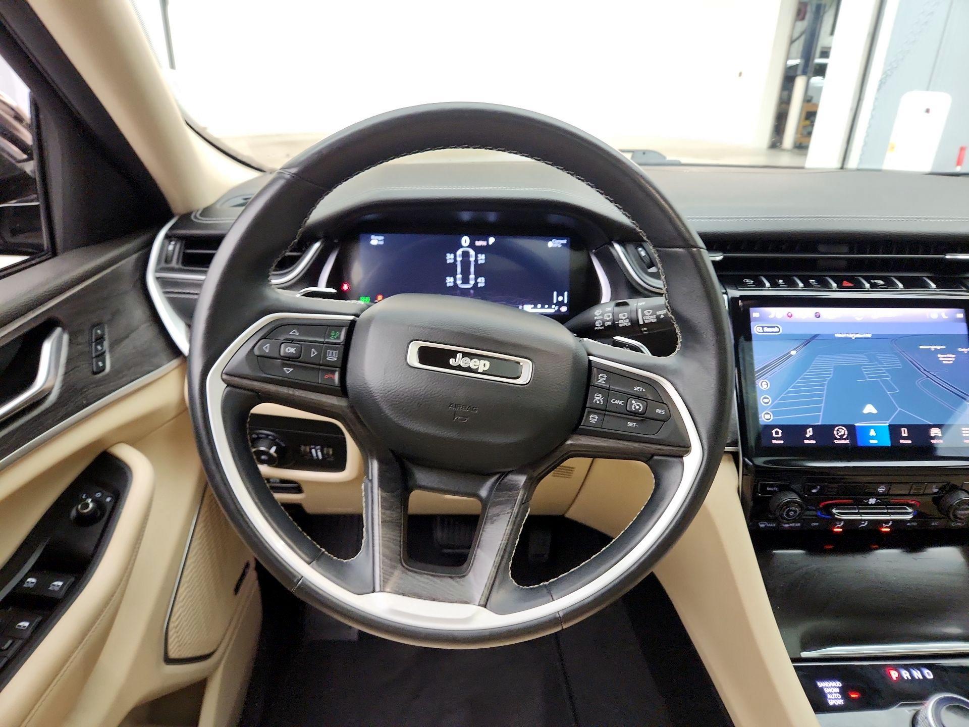 Thumbnail: 2022 Jeep Grand Cherokee L - 10