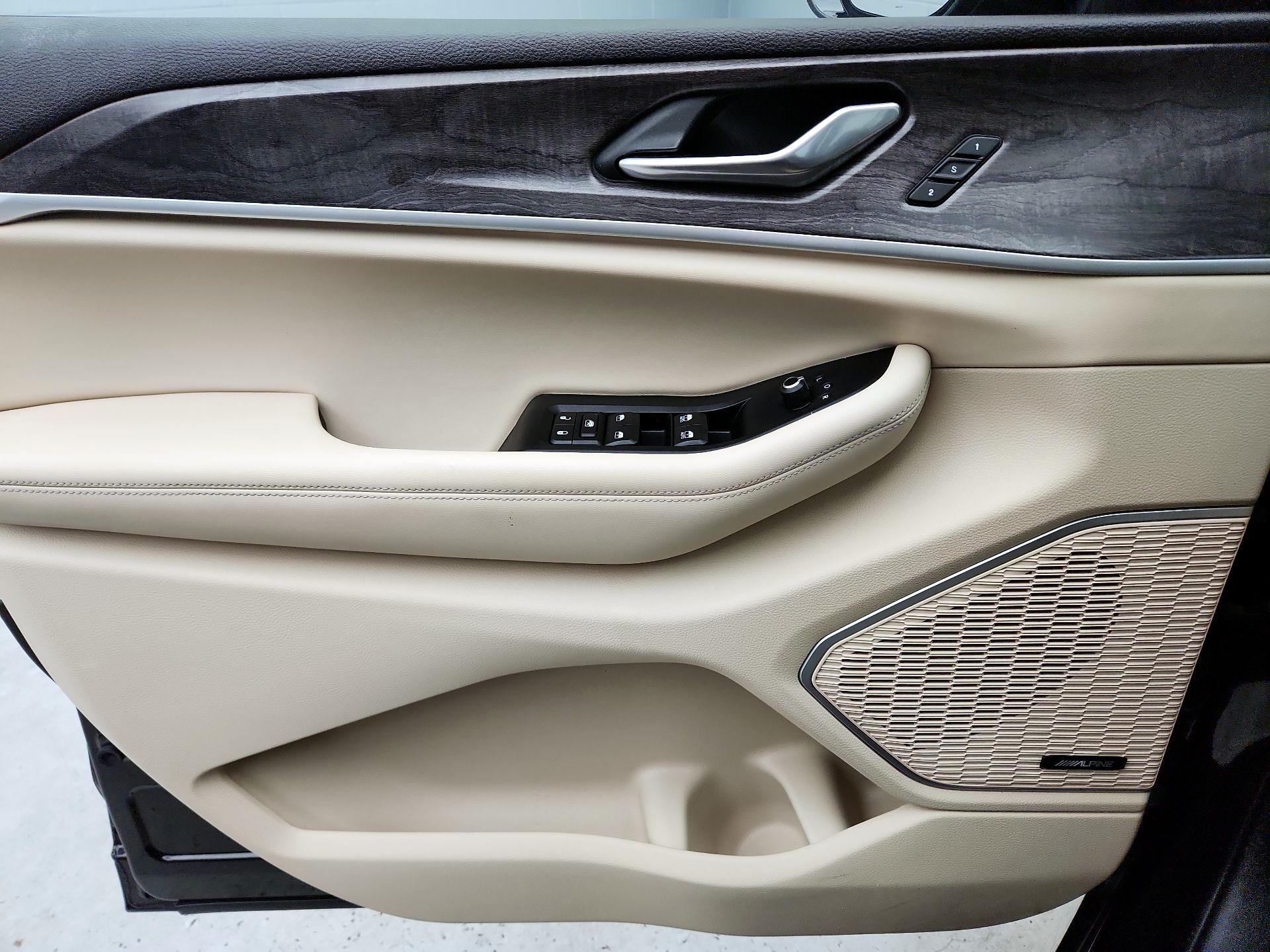 Thumbnail: 2022 Jeep Grand Cherokee L - 12