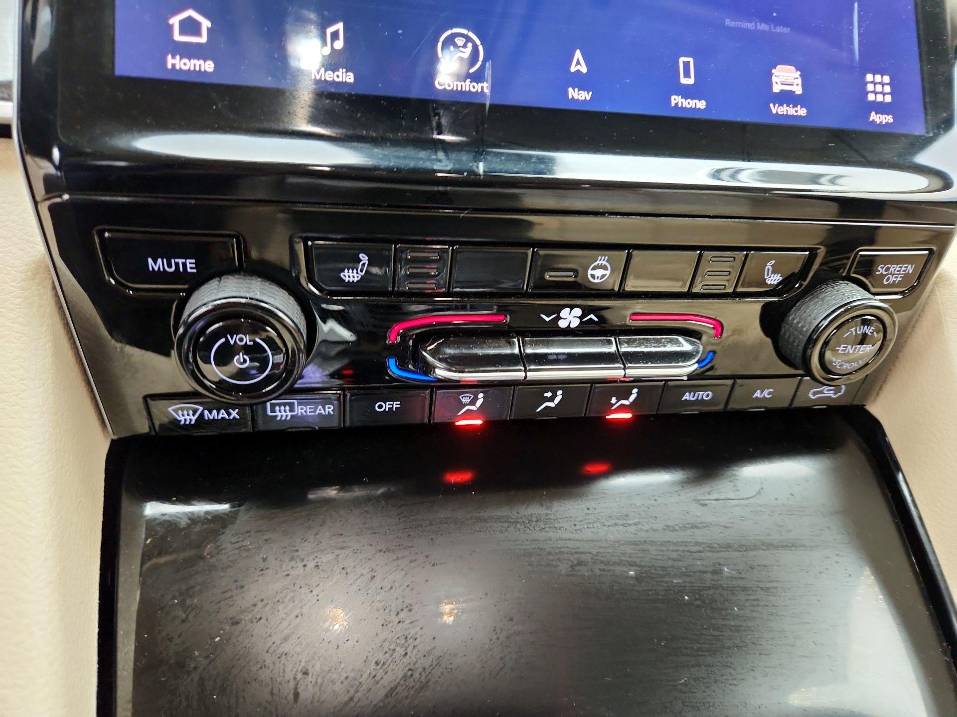 Thumbnail: 2022 Jeep Grand Cherokee L - 17