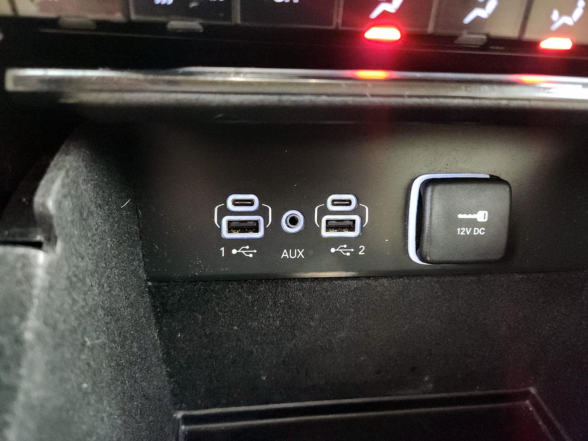 Thumbnail: 2022 Jeep Grand Cherokee L - 19