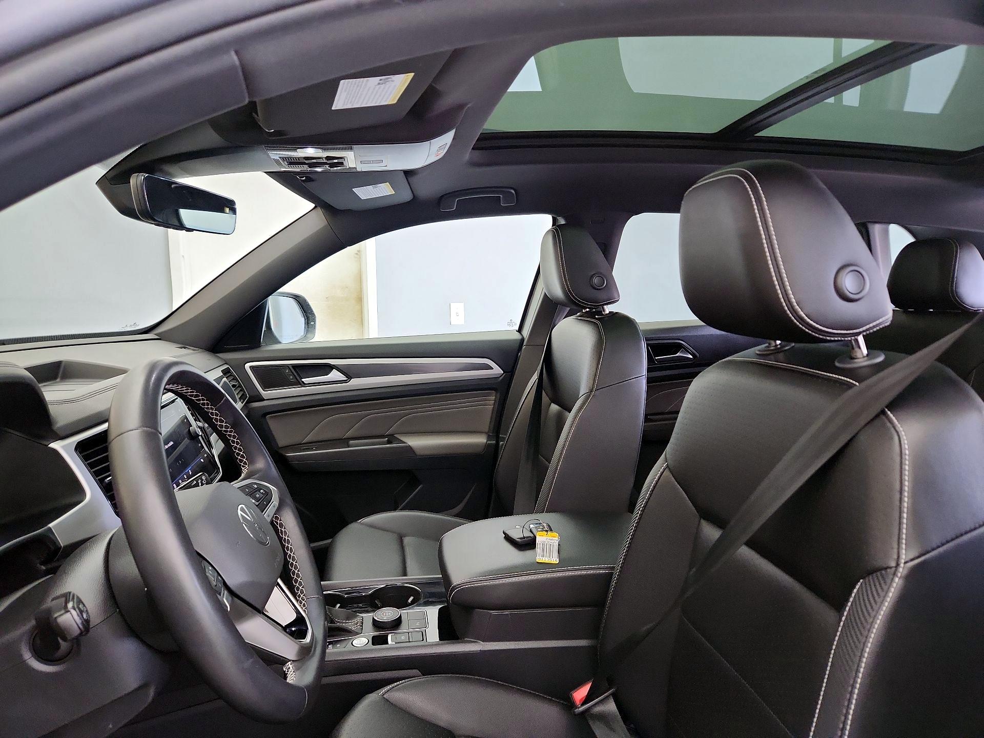 Thumbnail: 2023 Volkswagen Atlas - 19